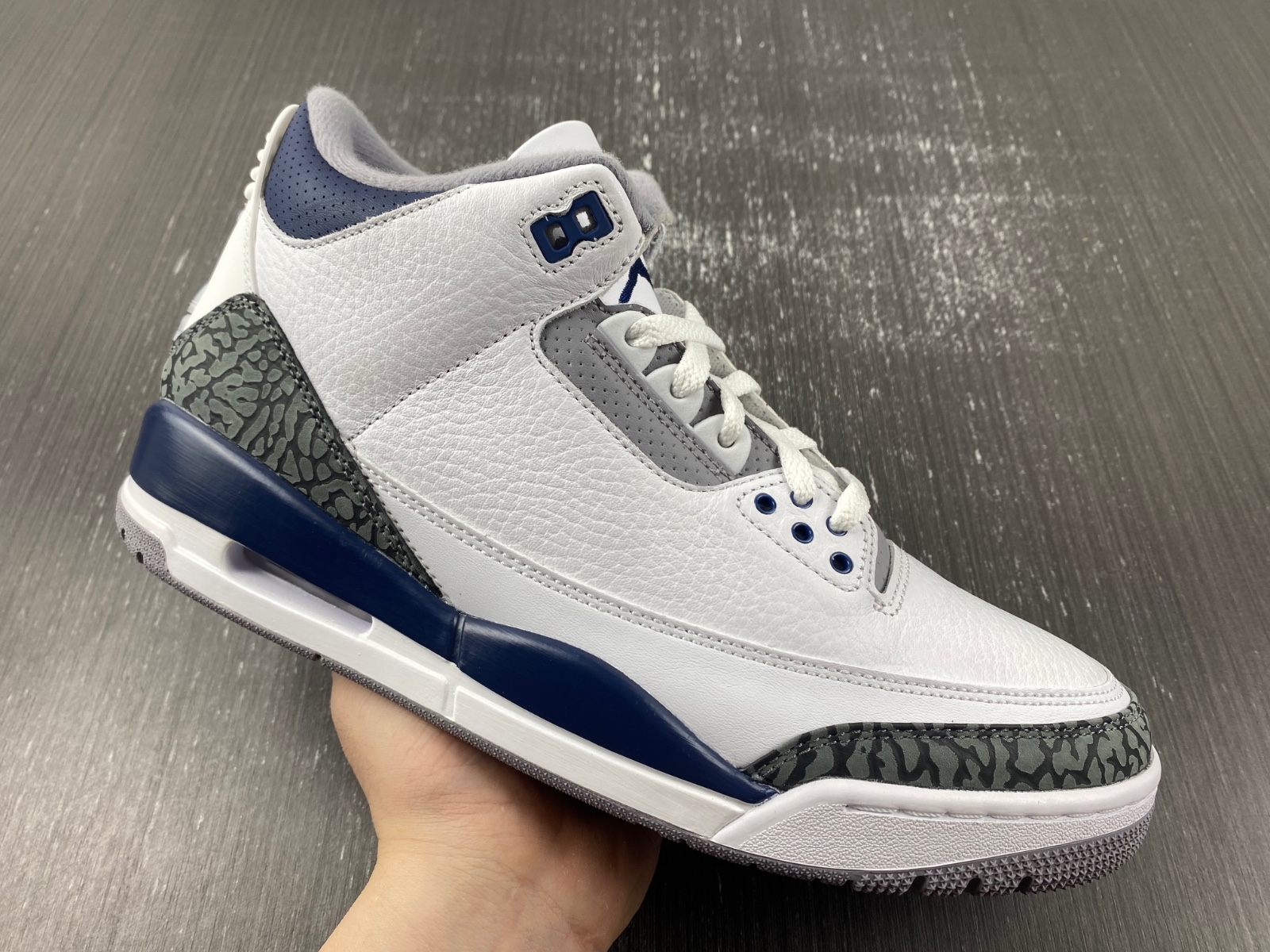 Air Jordan 3 “Midnight Navy”