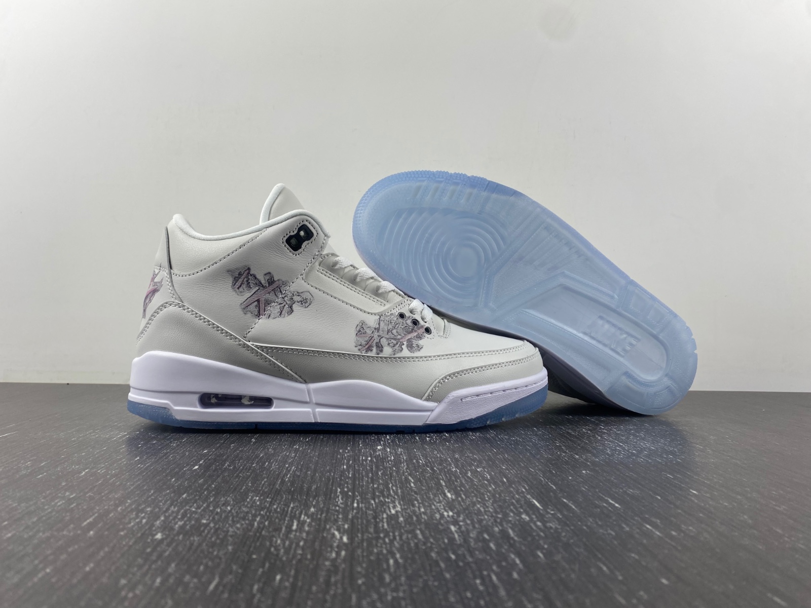 Air Jordan 3 FN0344-666