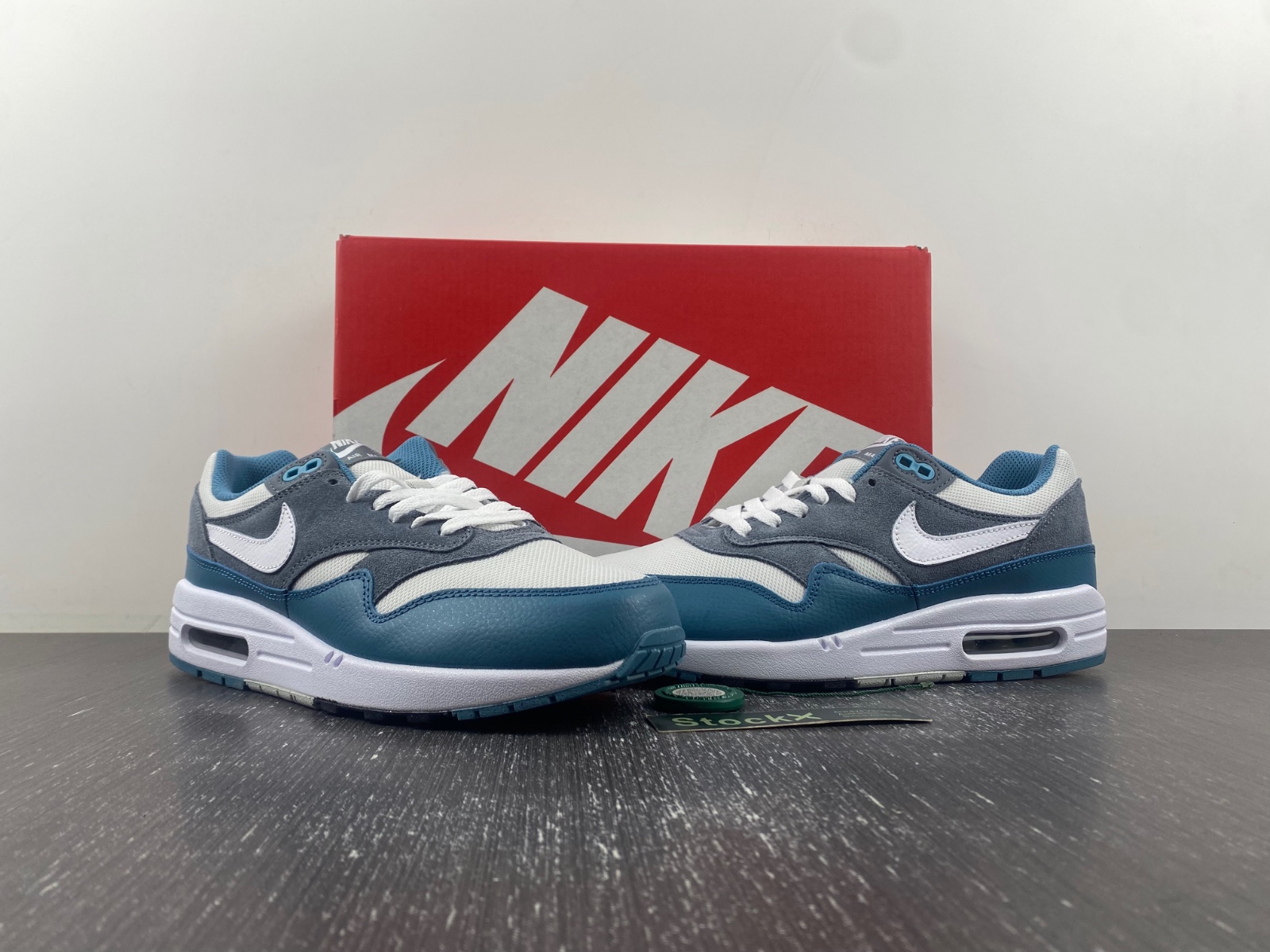 Air Max 1 Noise Aqua and Cool Grey