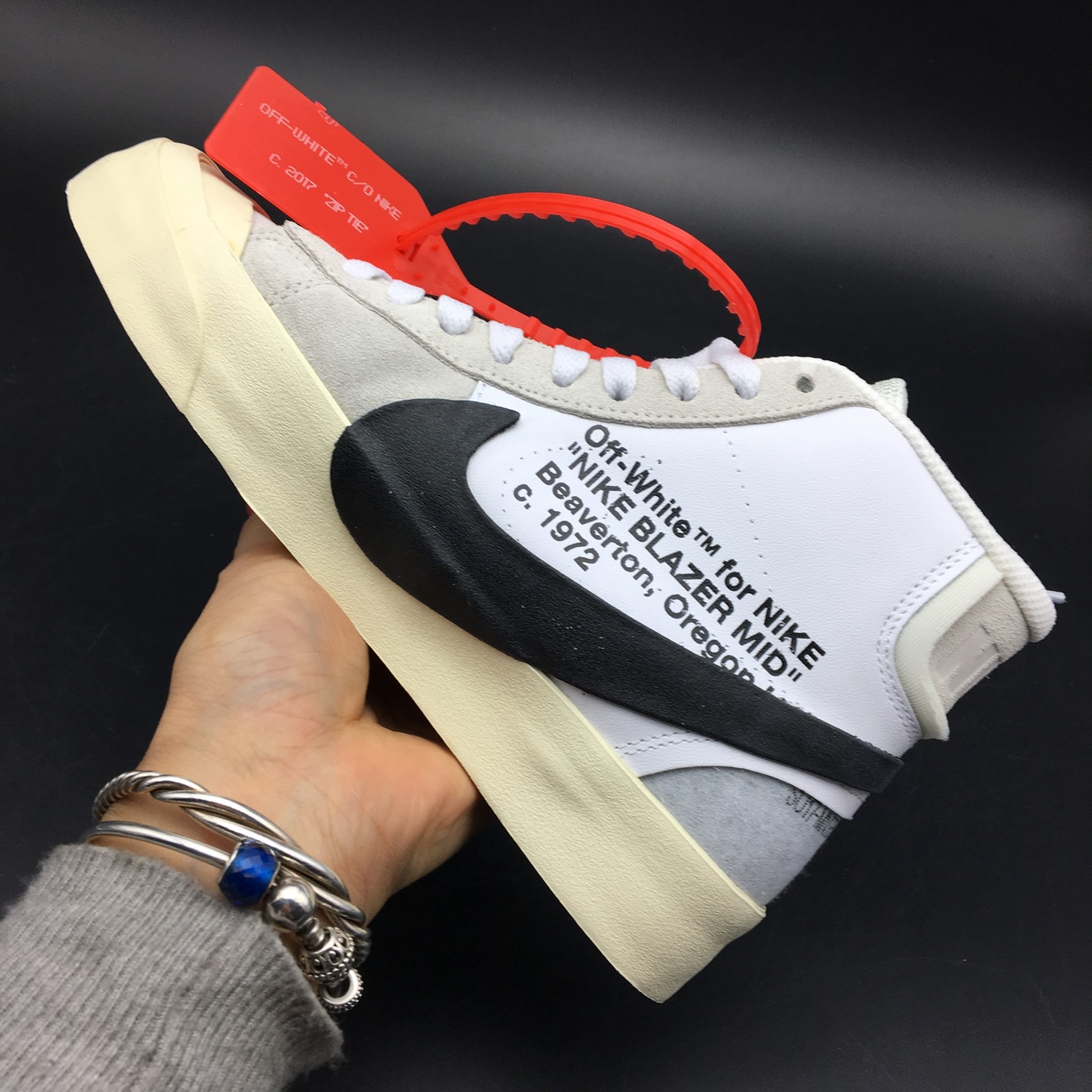 FF-WHITE x NIKE BLAZER MID