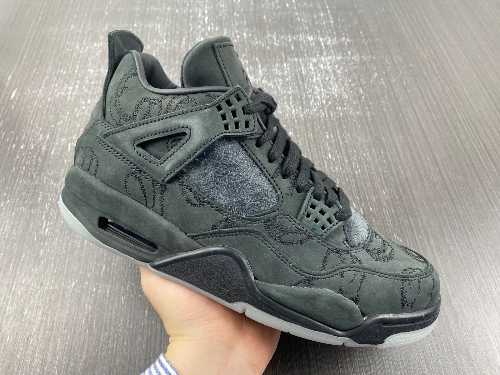 Air Jordan 4 Retro Kaws Black 930155 001