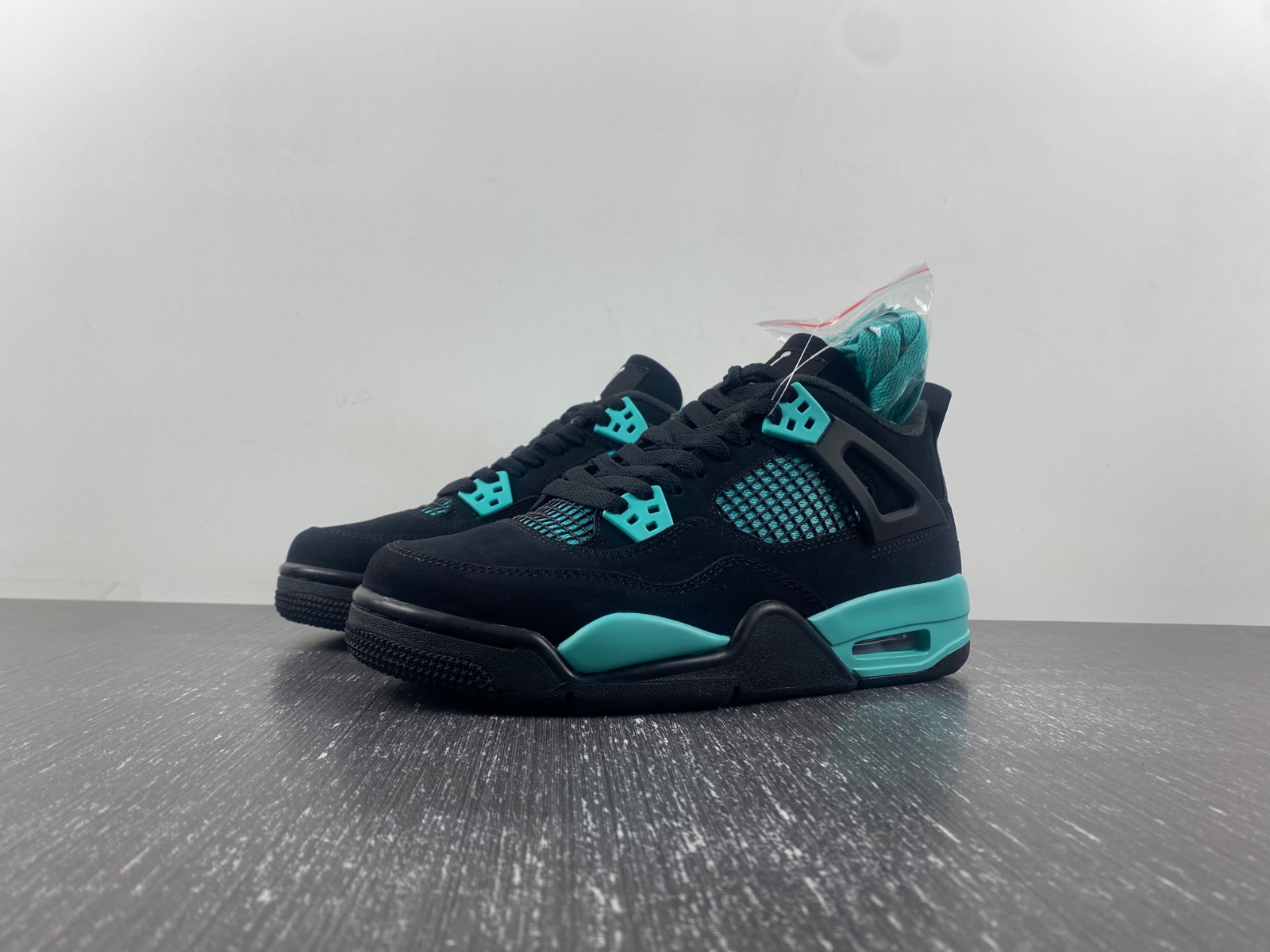 air jordan 4 retro T*f*ny blue coral