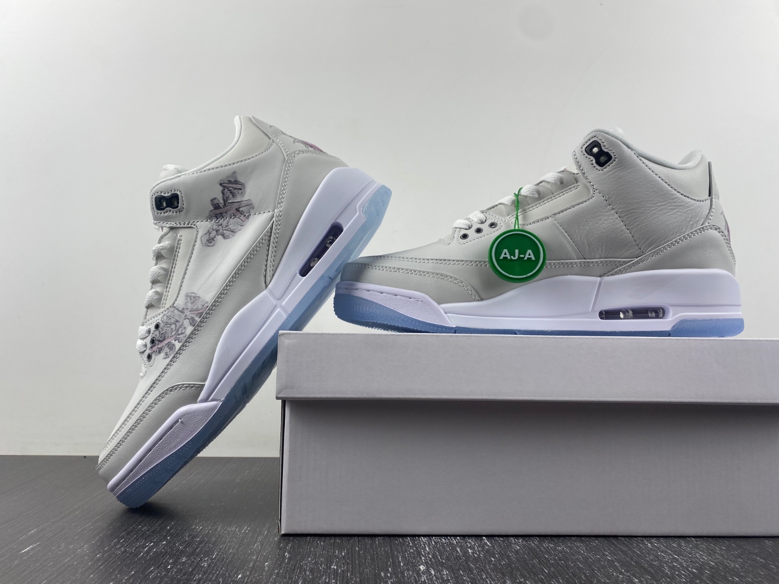 Air Jordan 3 FN0344-666