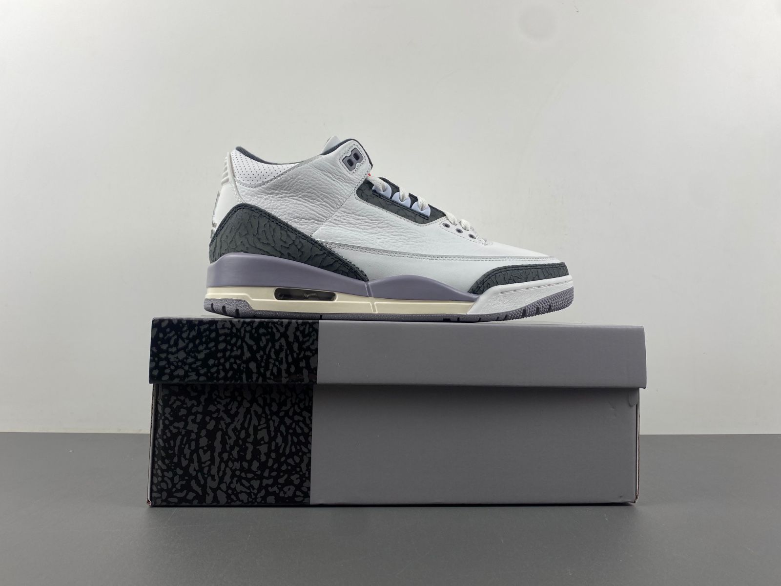 Air Jordan 3 “Cement Grey” CT8532-106