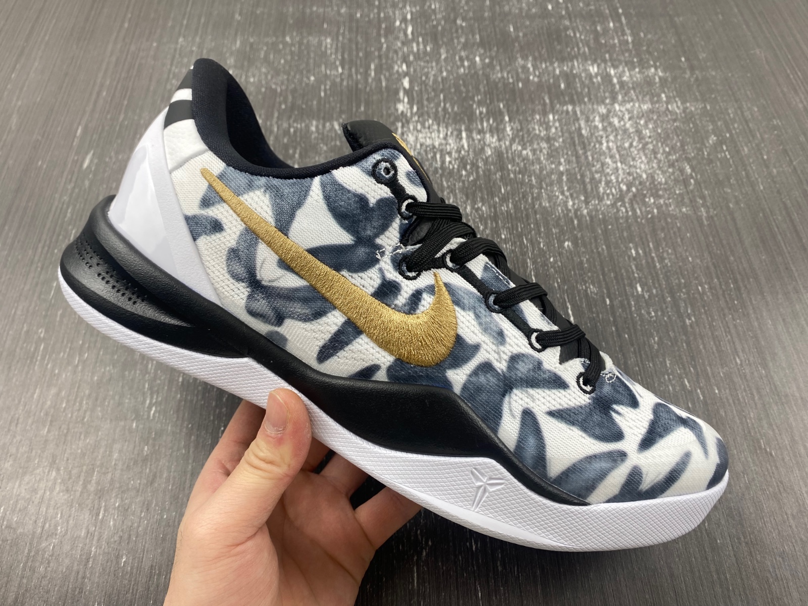 Nike Kobe 8 Protro “Mambacita”