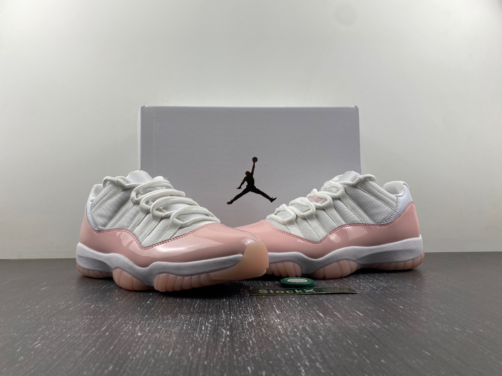 Air Jordan 11 Low WMNS “Legend Pink”AH7860-160