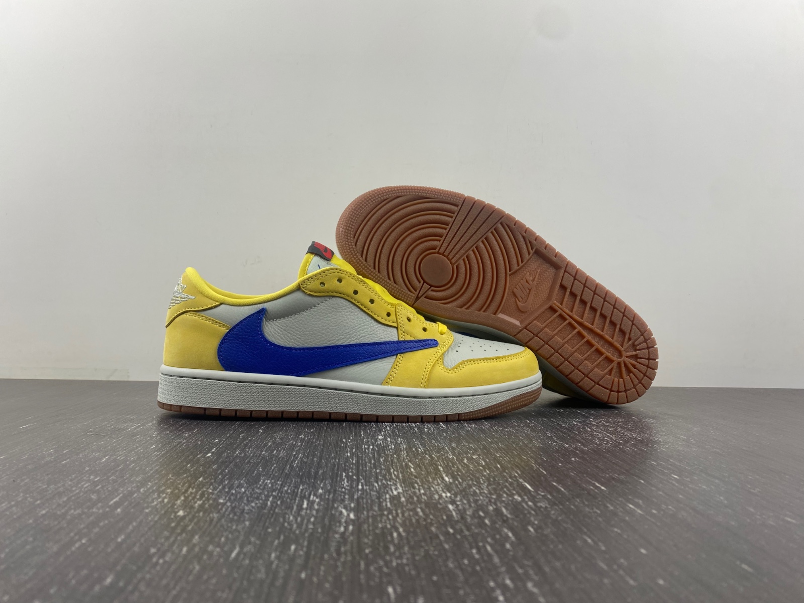 Travis Scott x Air Jordan 1 Low OG “Canary”