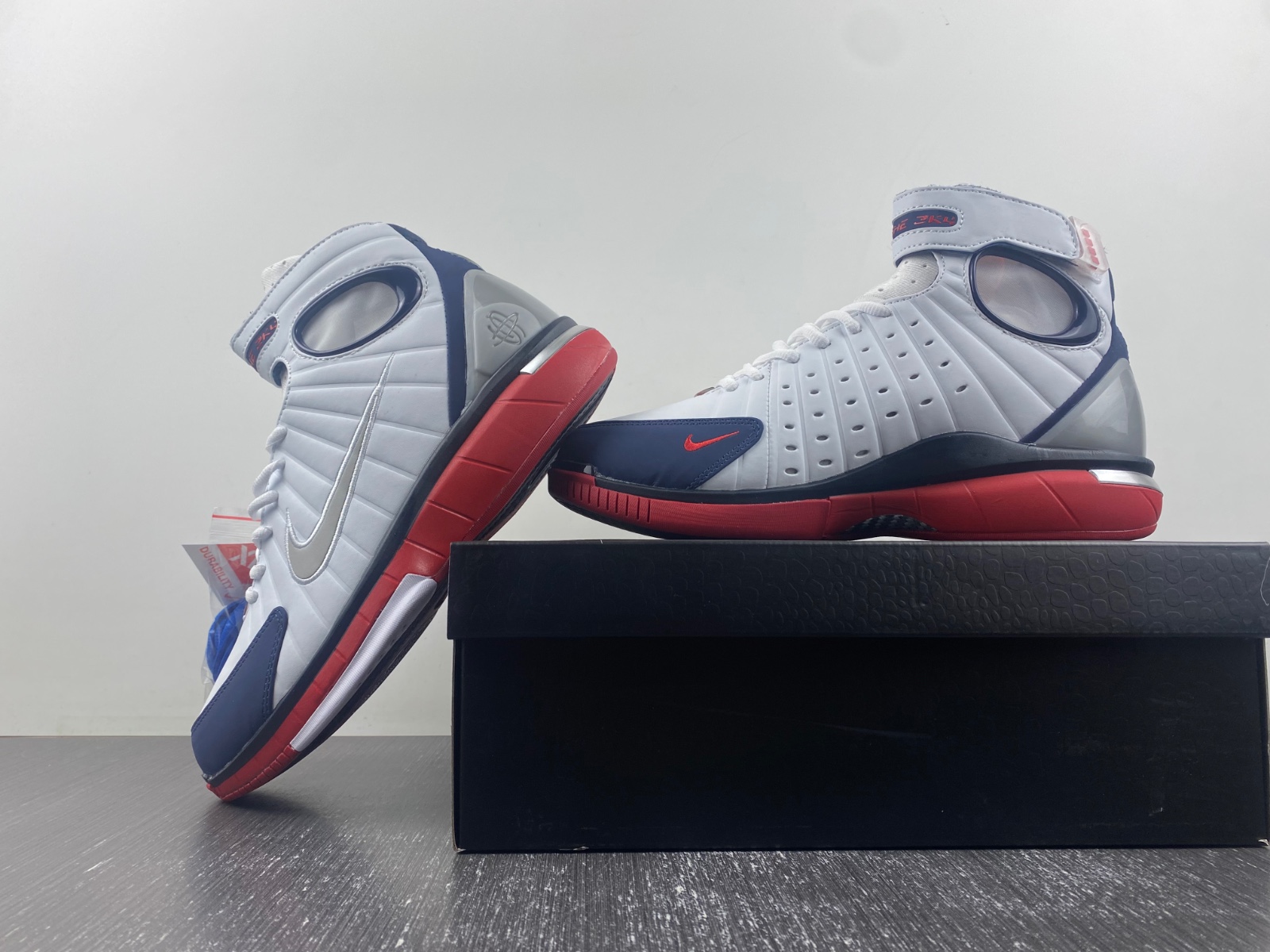 Nike Zoom Huarache 2K4 ‘USA’