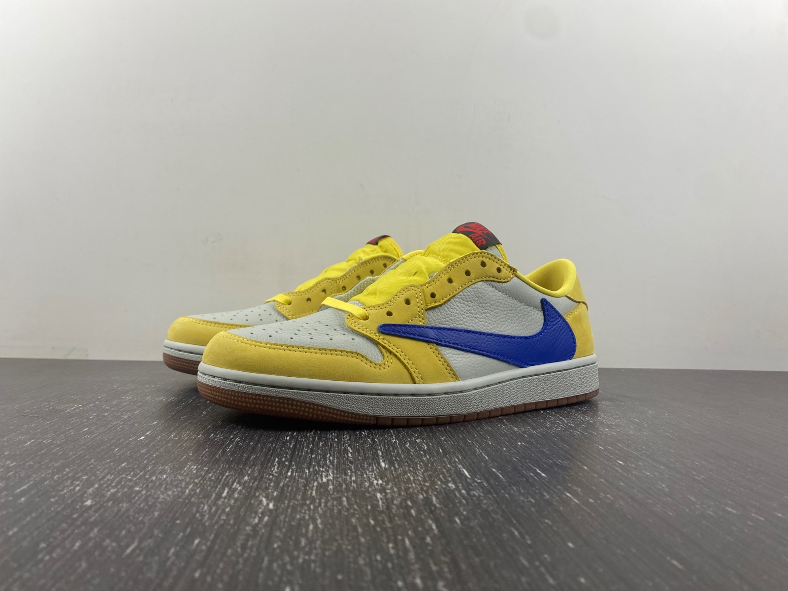 Travis Scott x Air Jordan 1 Low OG “Canary”