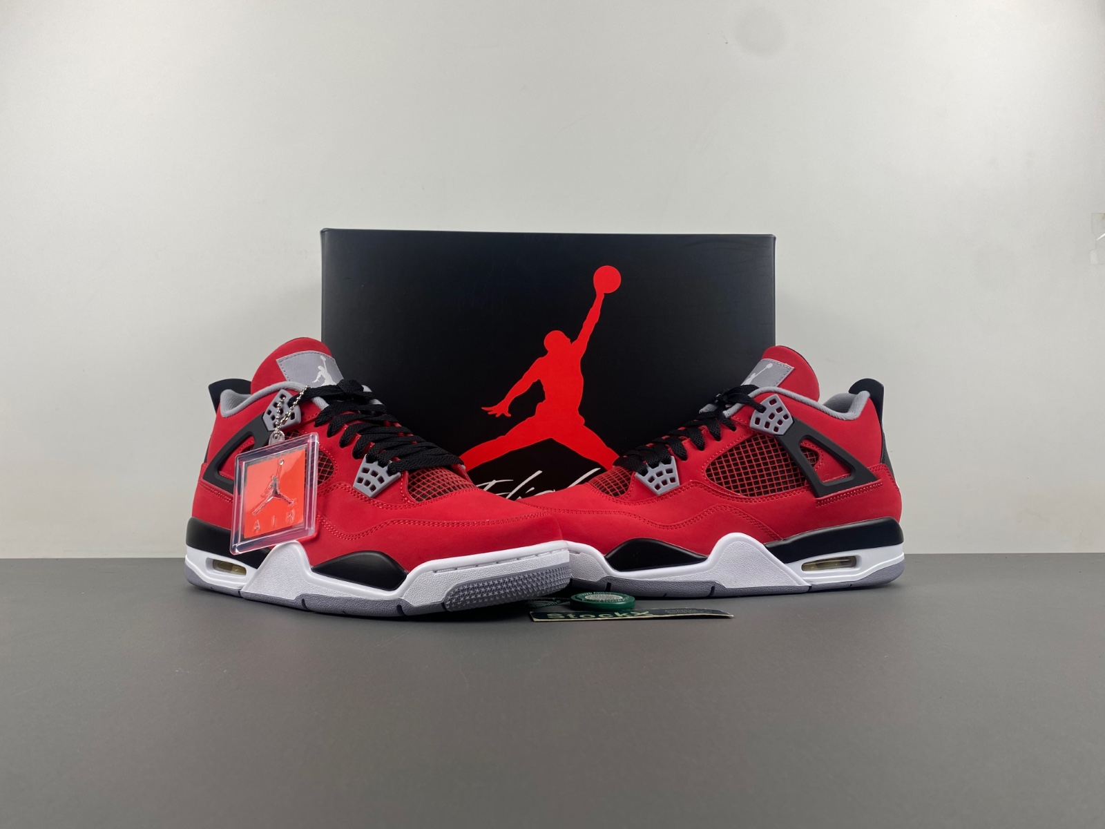 Air Jordan 4 Retro “Toro Bravo” 308497-603