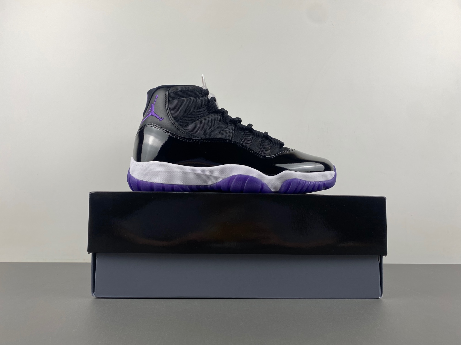 AIR JORDAN 11 “BLACK GRAPE” CT8812-999