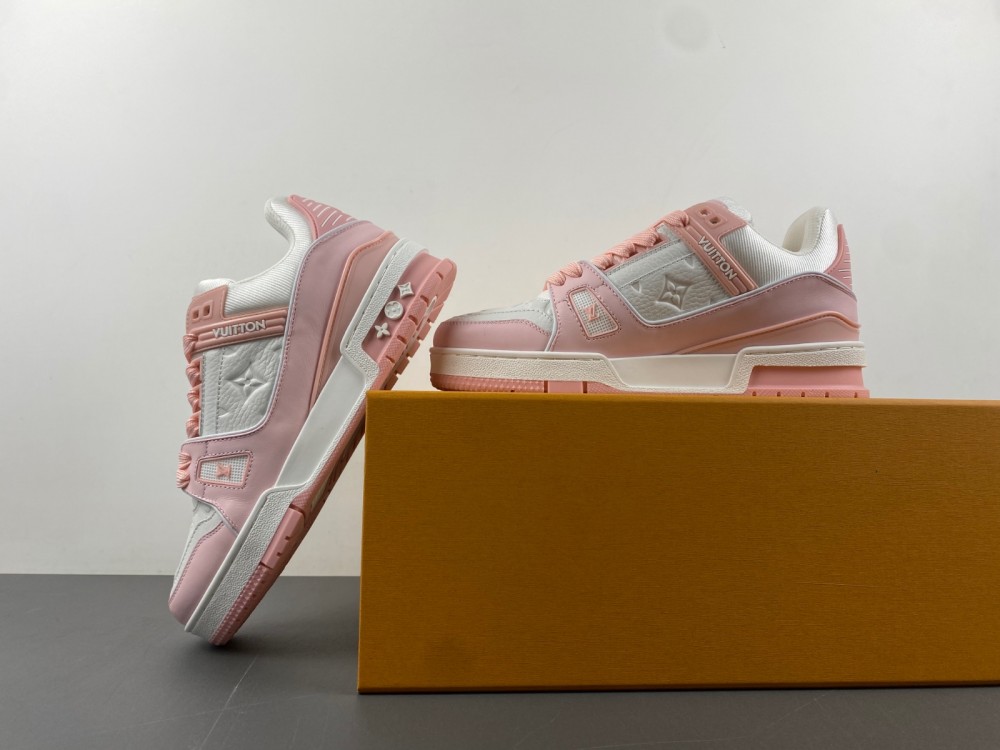 l**is V*t*n pink trainer