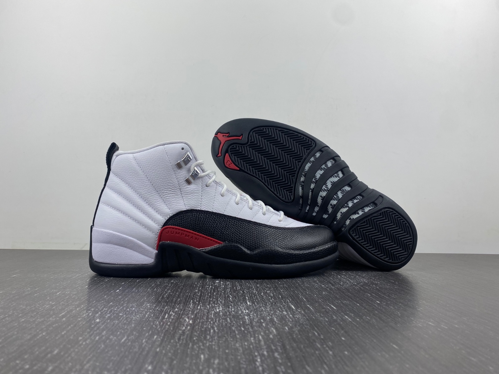 Air Jordan 12 “Red Taxi”