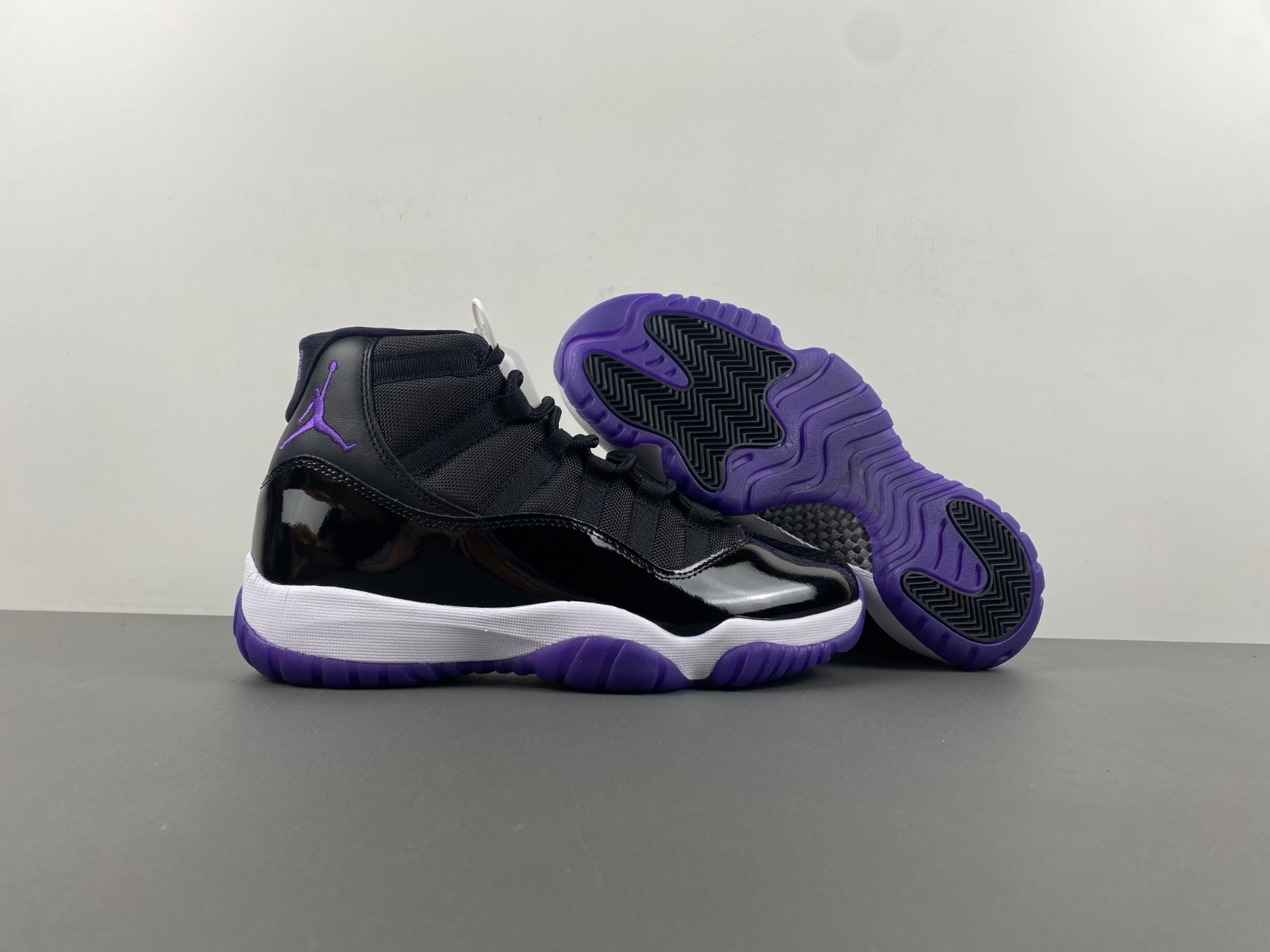 AIR JORDAN 11 “BLACK GRAPE” CT8812-999