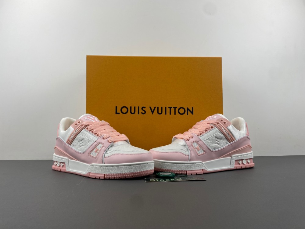 l**is V*t*n pink trainer