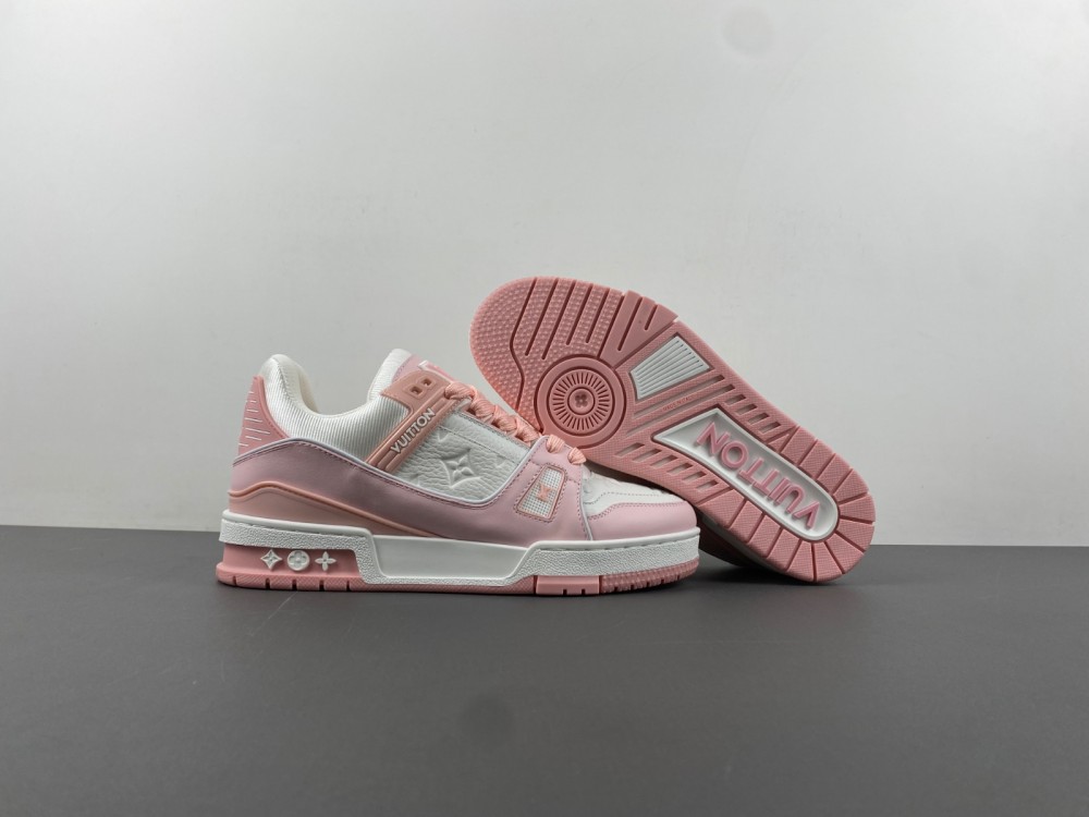 l**is V*t*n pink trainer