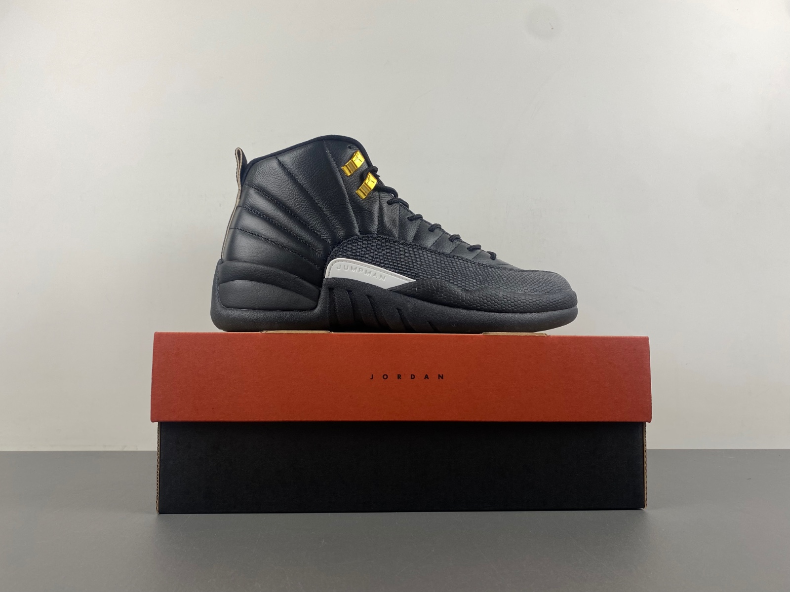 Air Jordan 12 “The Master”130690-013