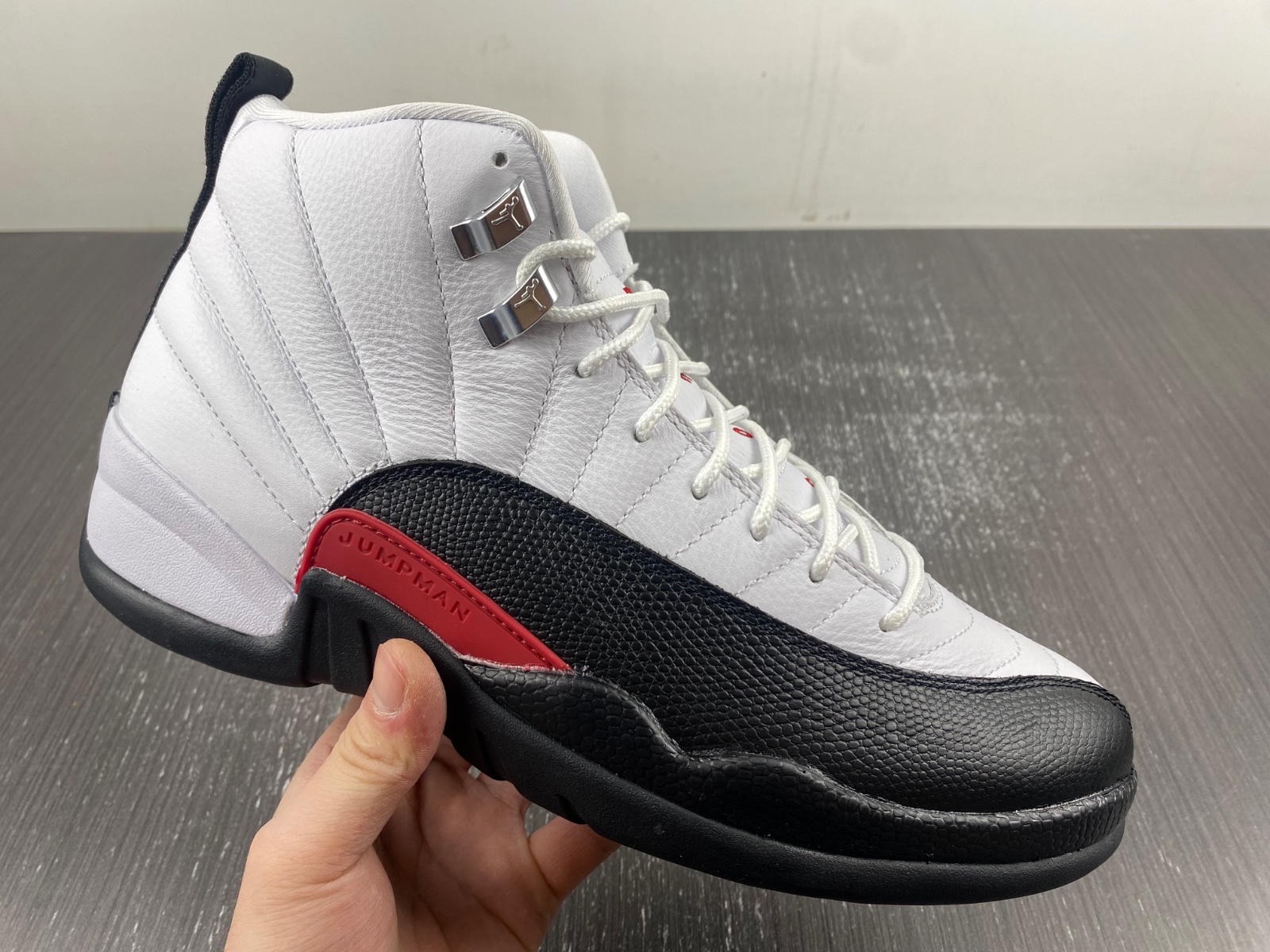 Air Jordan 12 “Red Taxi”