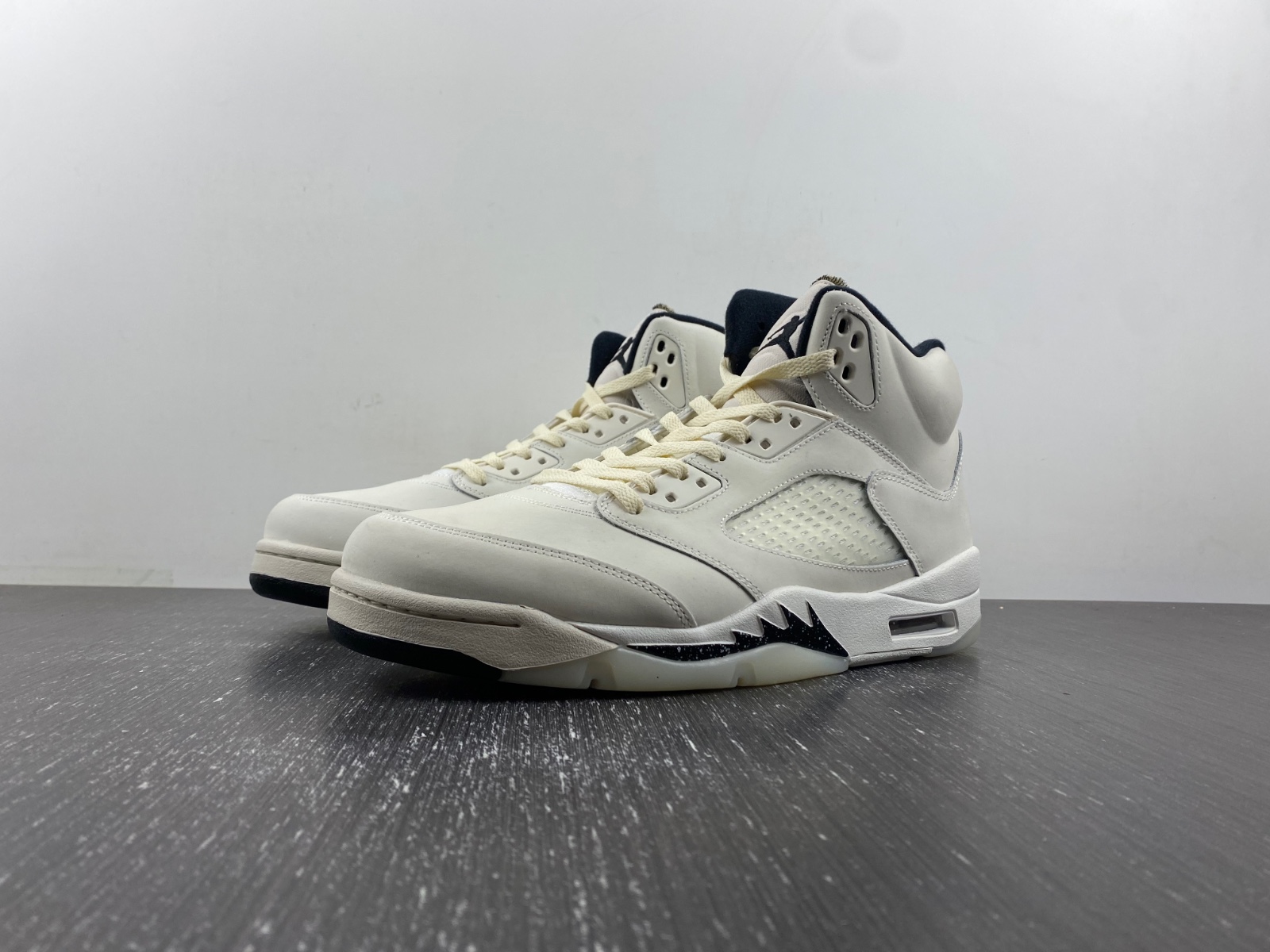 Air Jordan 5 SE “Sail”