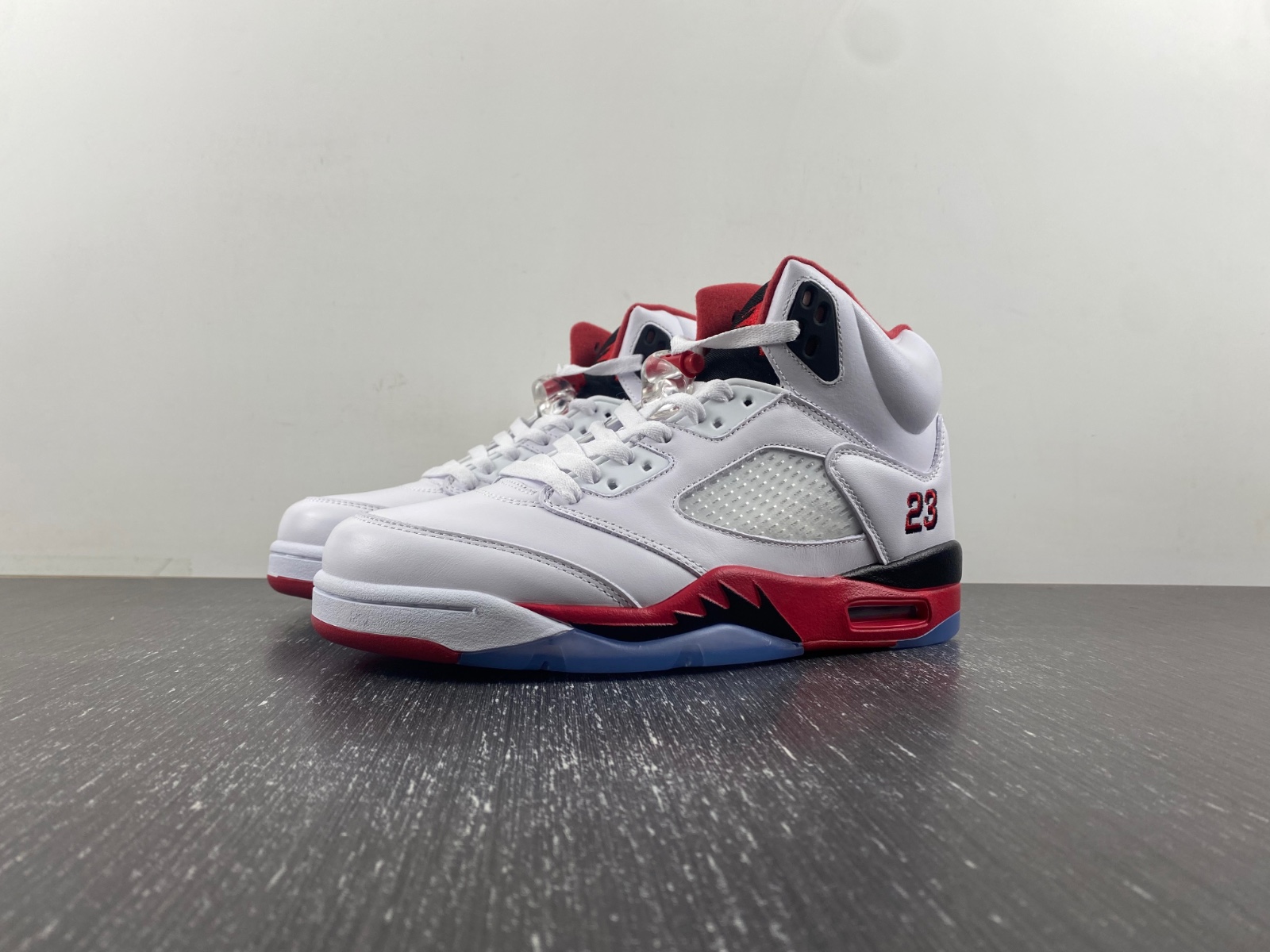 Air Jordan 5 “Fire Red”