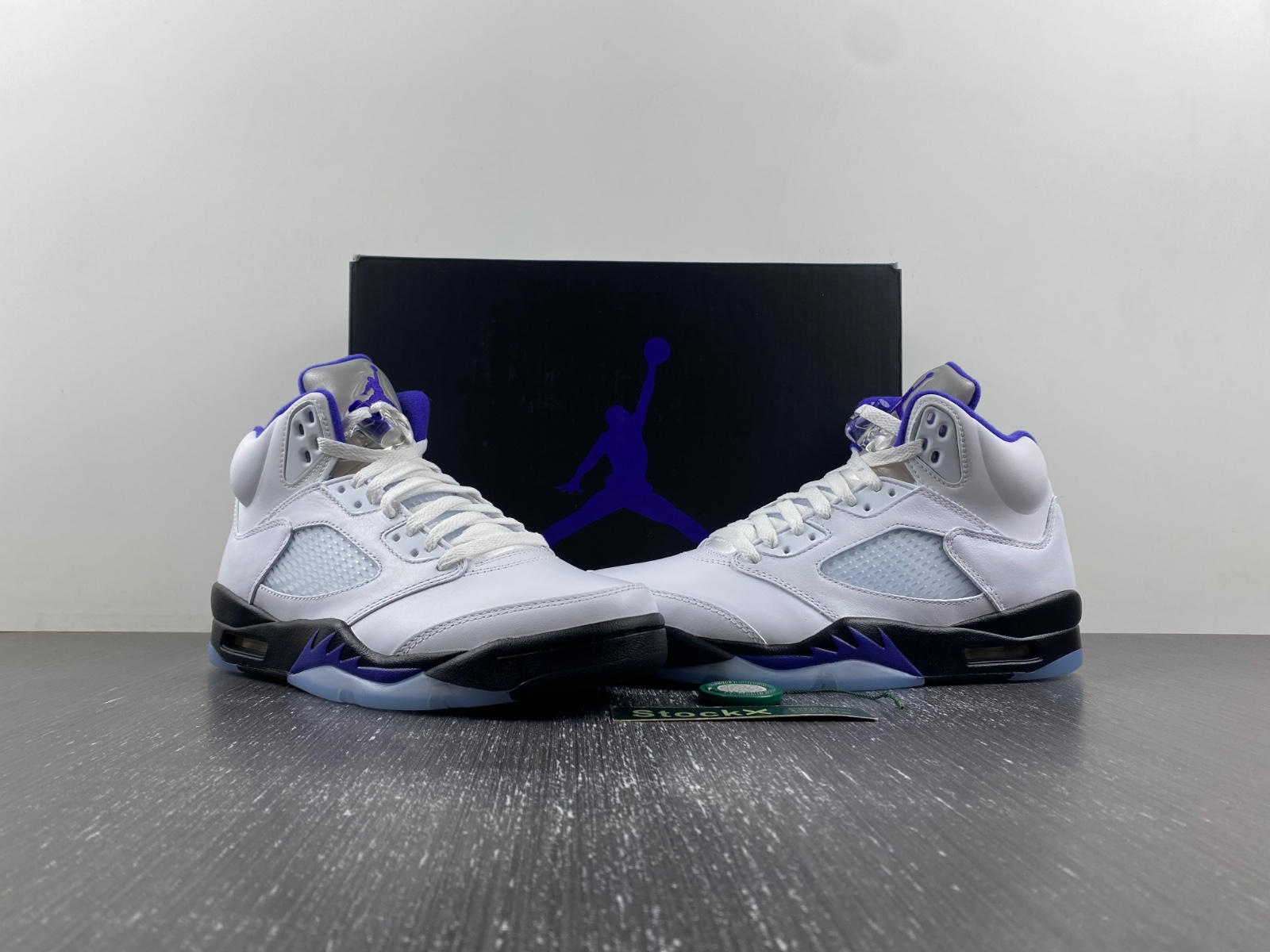 Air Jordan5 “CONCORD”