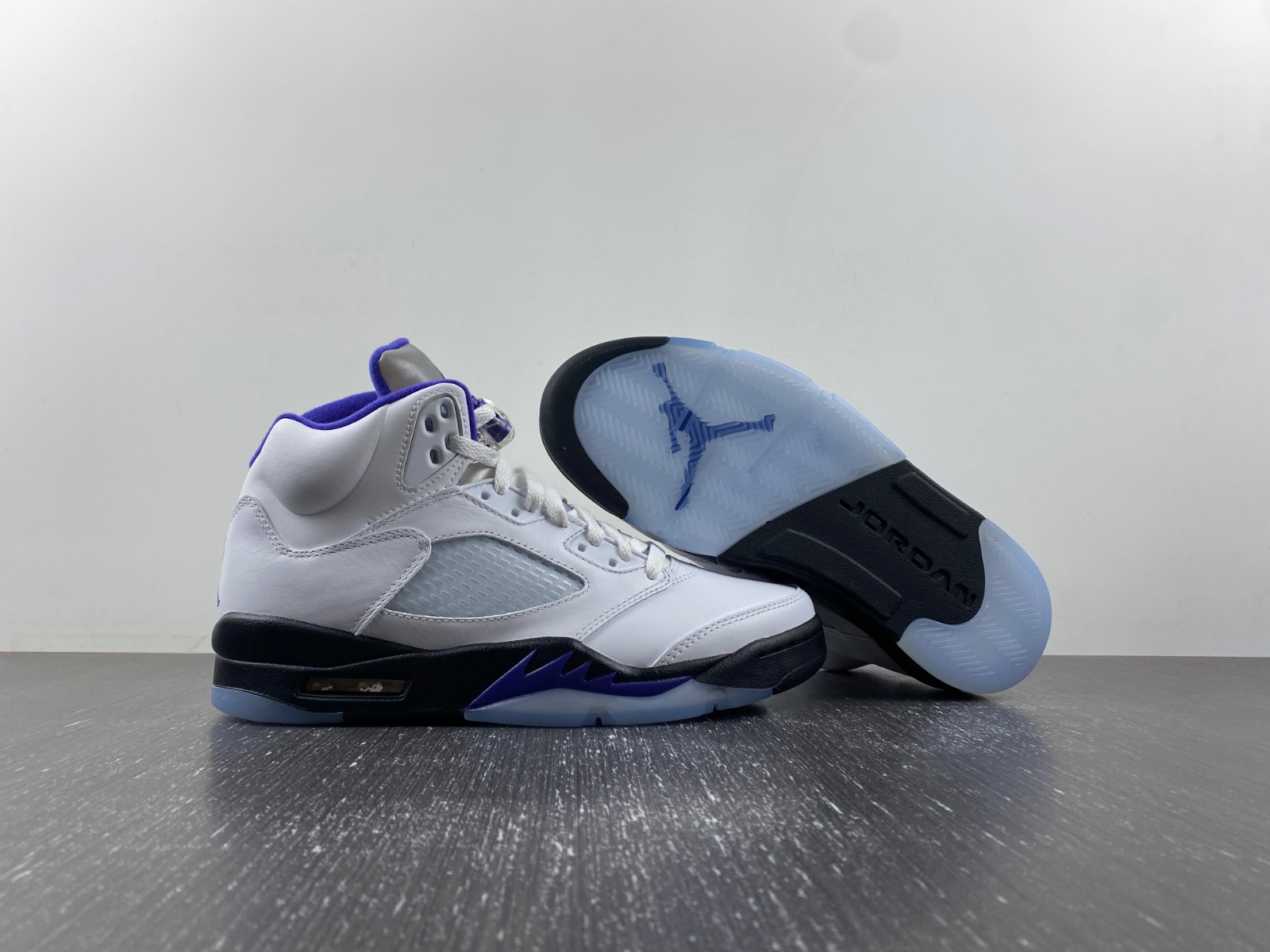 Air Jordan5 “CONCORD”