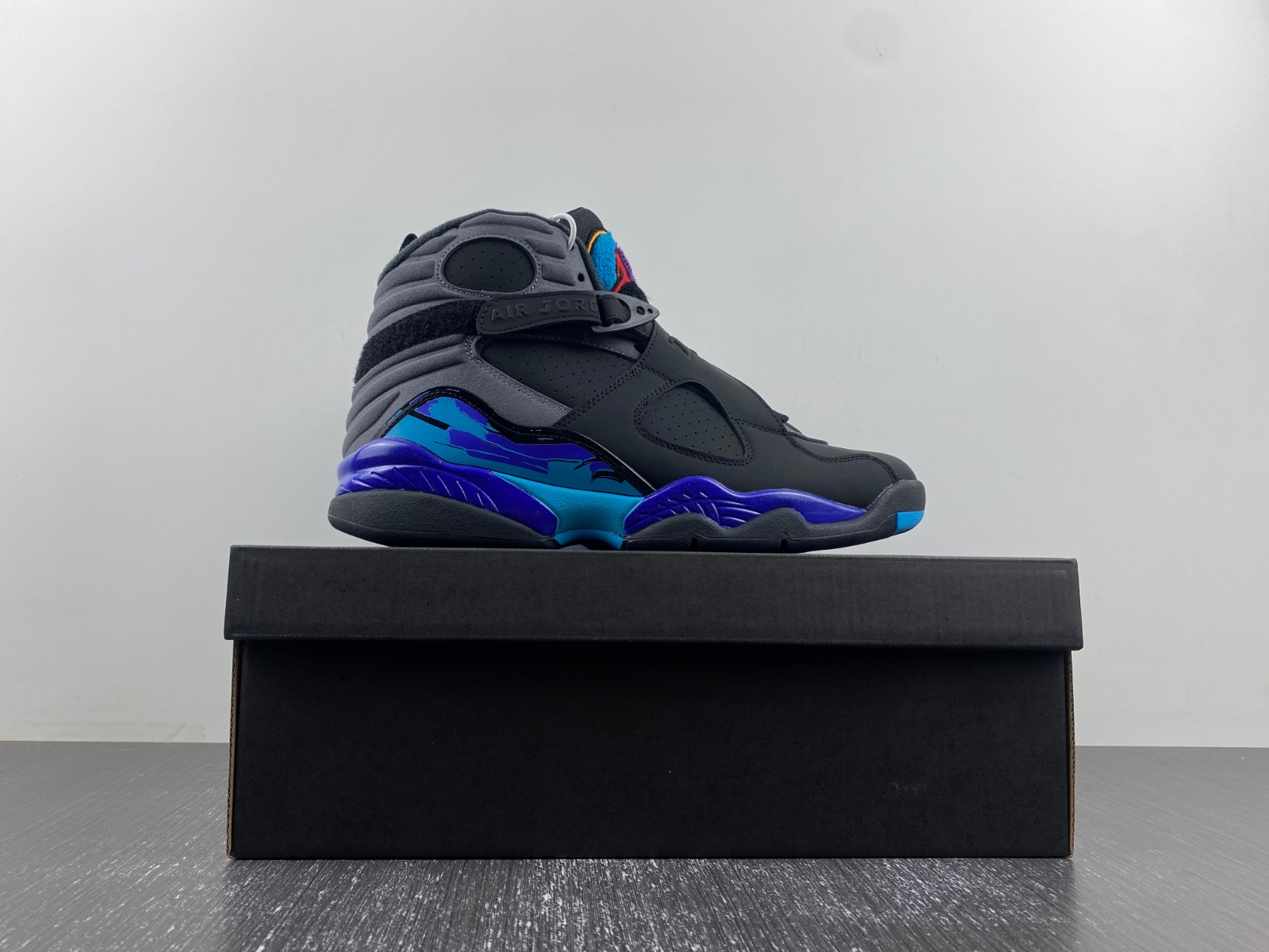 Air Jordan 8 “Aqua”