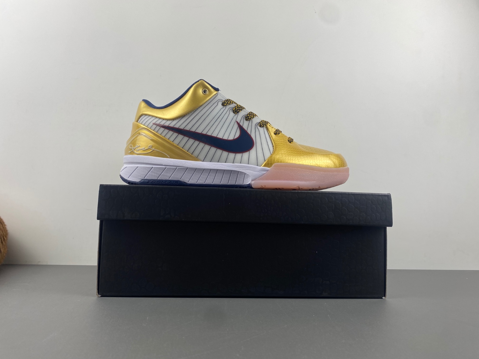 Nike Kobe 4 Protro "Gold Medal" FQ3544-100