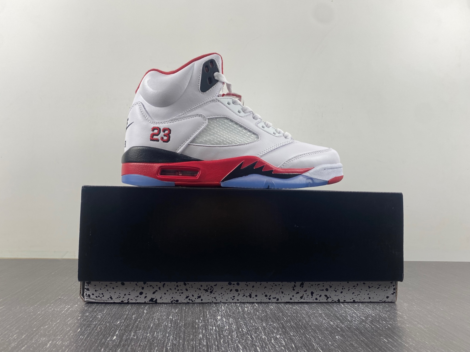 Air Jordan 5 “Fire Red”