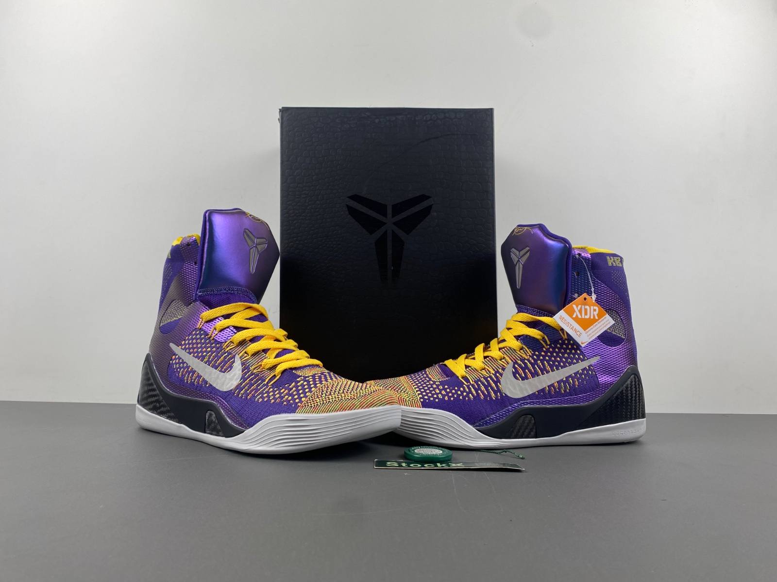 Kobe 9 Elite ''Team Showtime''