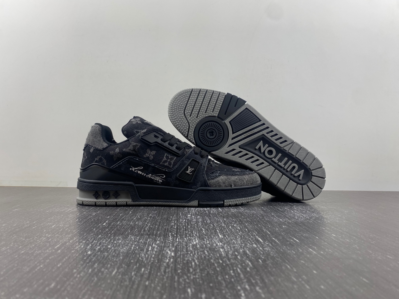 l**is V*t*n x nigo trainer black denim