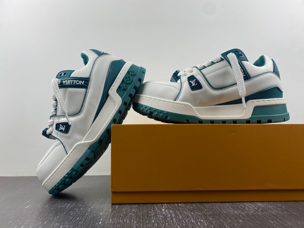 l**is V*t*n lv trainer maxi sneaker white green