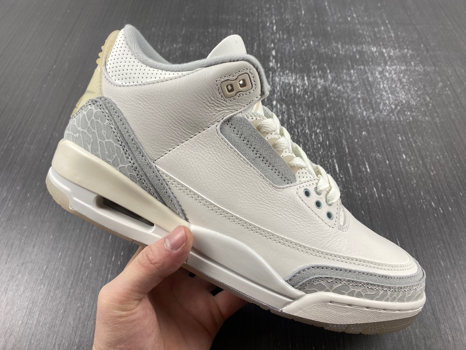 Air Jordan 3 Craft “Ivory”