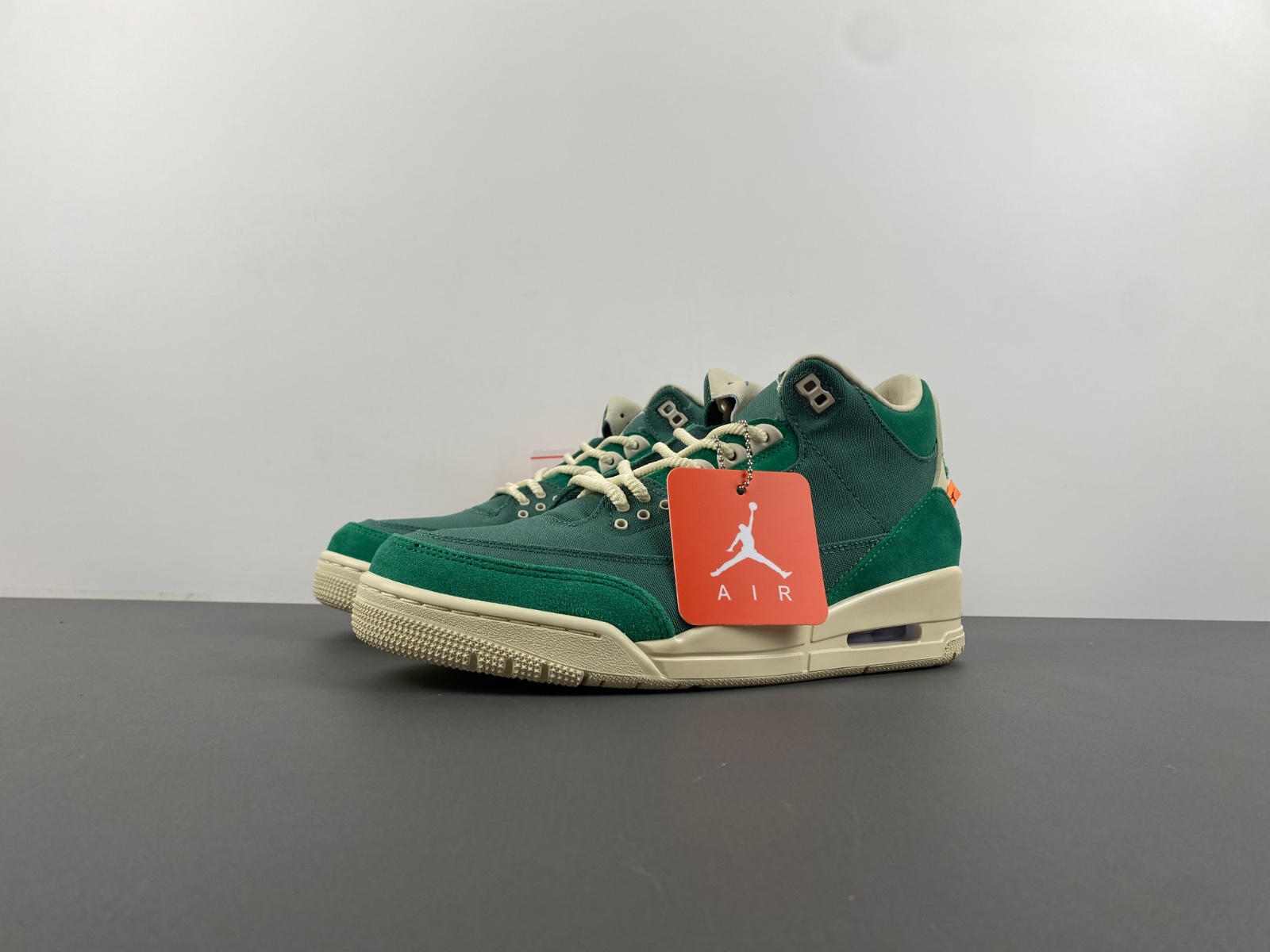 nina Ch*el abney x air jordan 3 fz7974-300