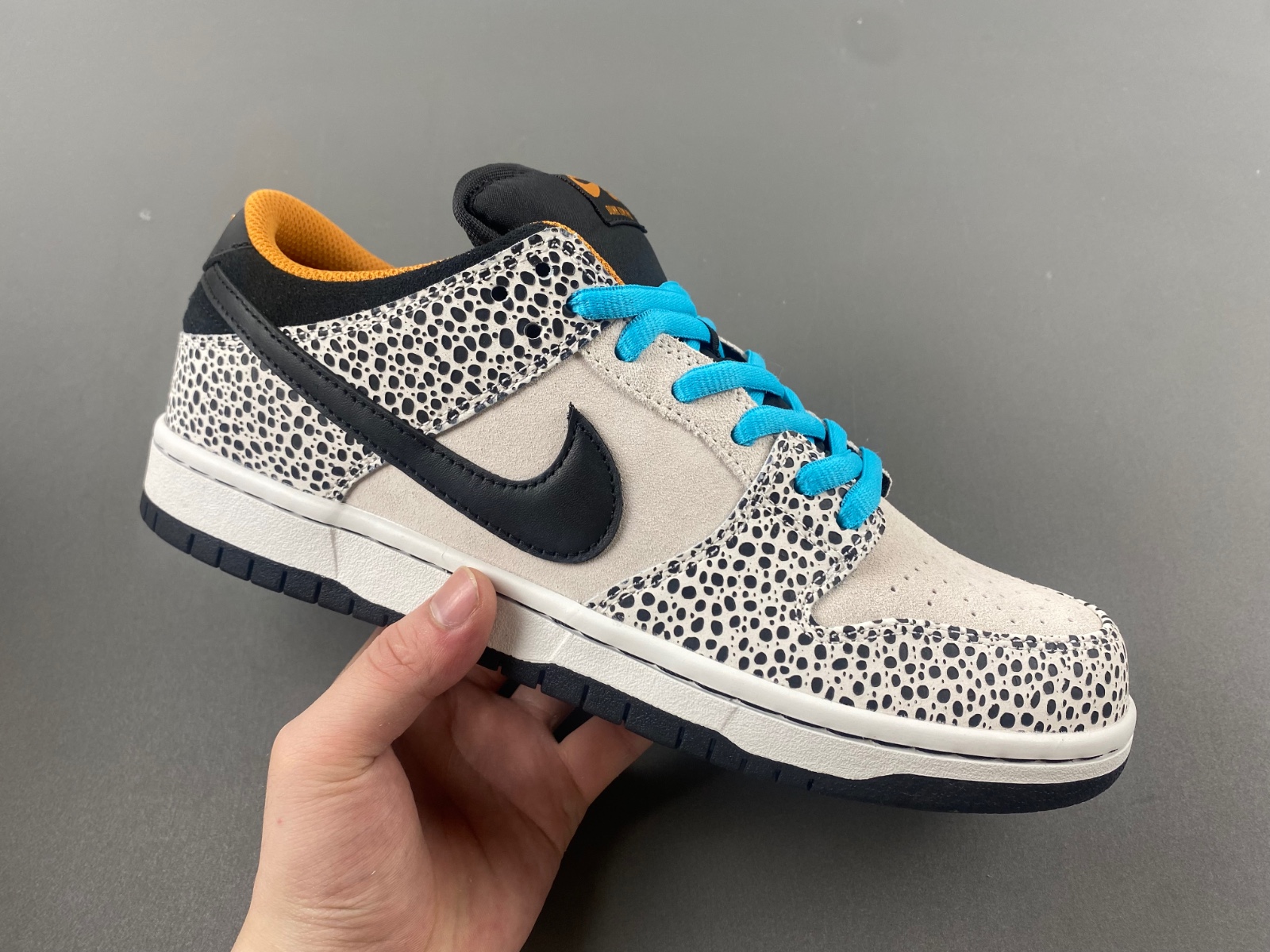 Nike SB Dunk Low Olympics Safari FZ1233-002