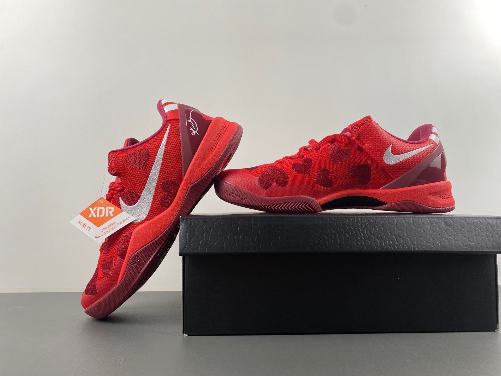 Nike Kobe 8 Protro “Valentine’s Day”