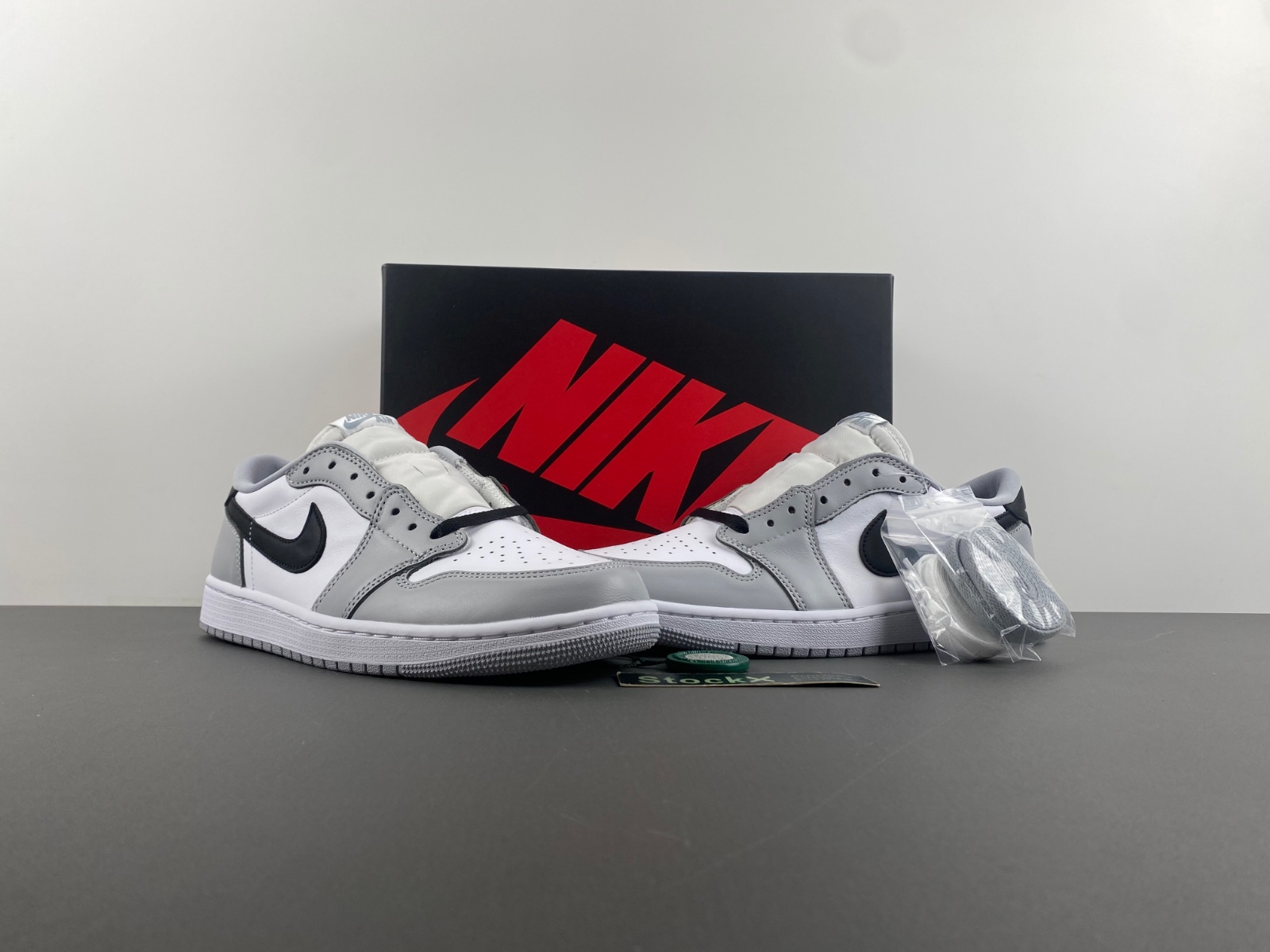 Air Jordan 1 Low OG “Barons” CZ0790-110