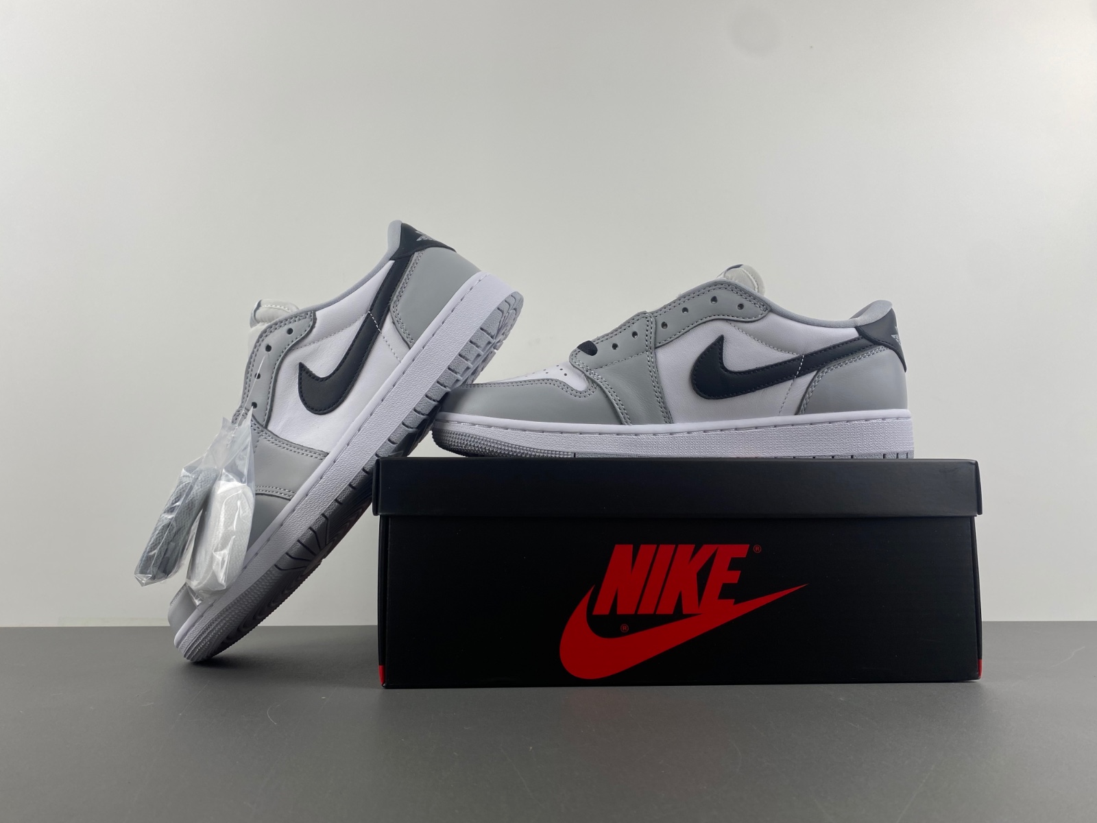 Air Jordan 1 Low OG “Barons” CZ0790-110