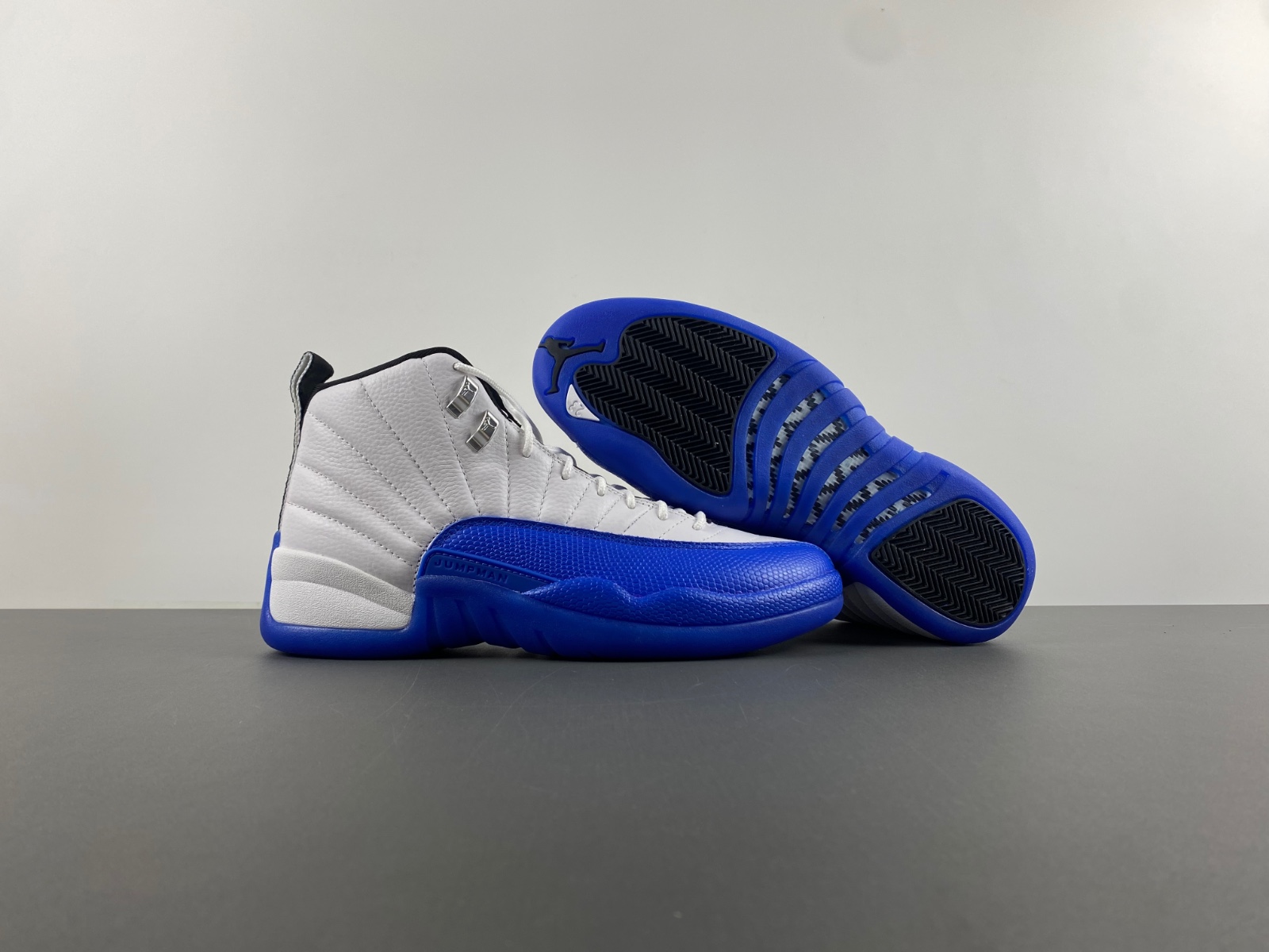 Air Jordan 12 “Blueberry” CT8013-140