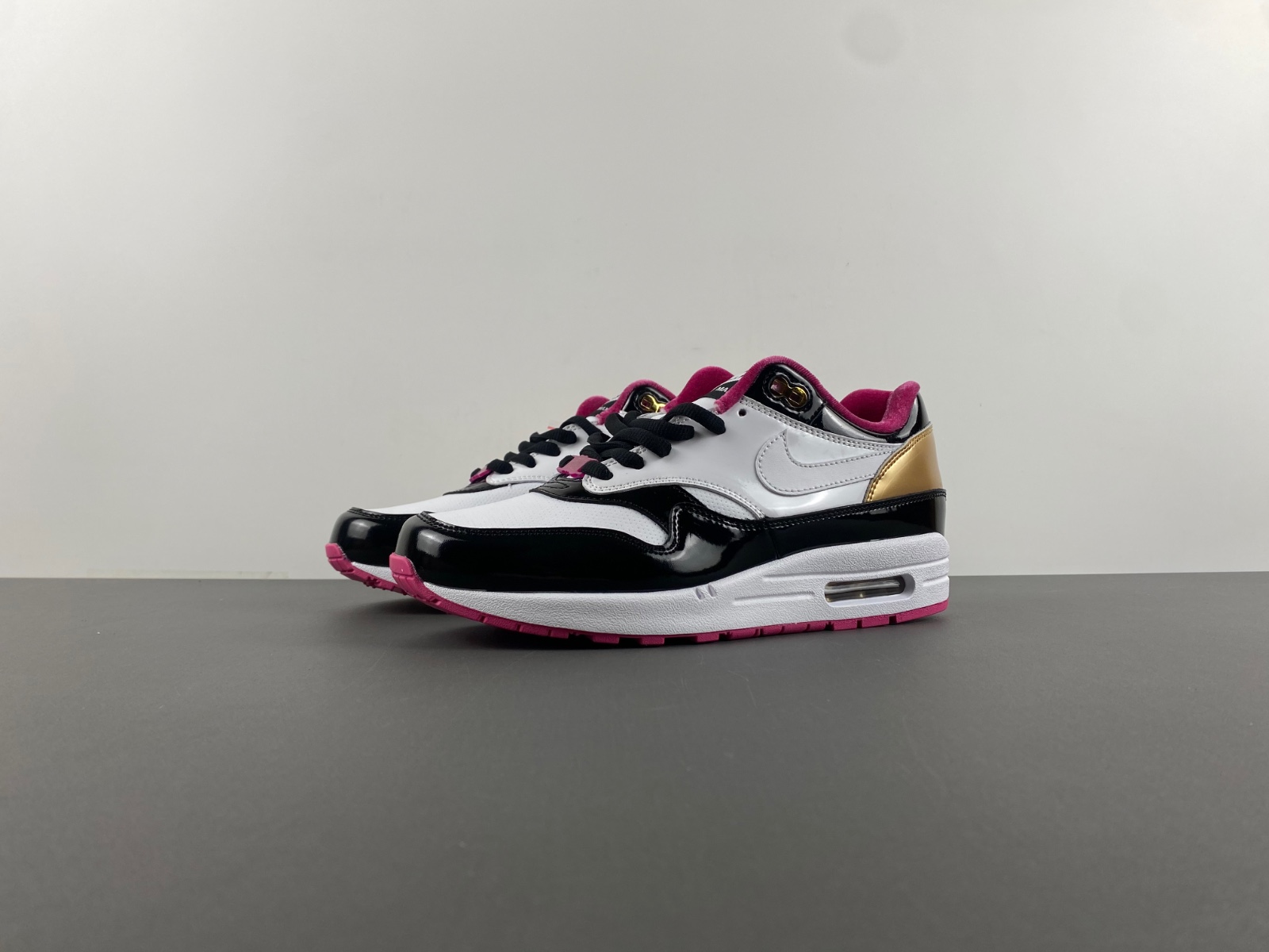 PHANTACI X AIR MAX 1 