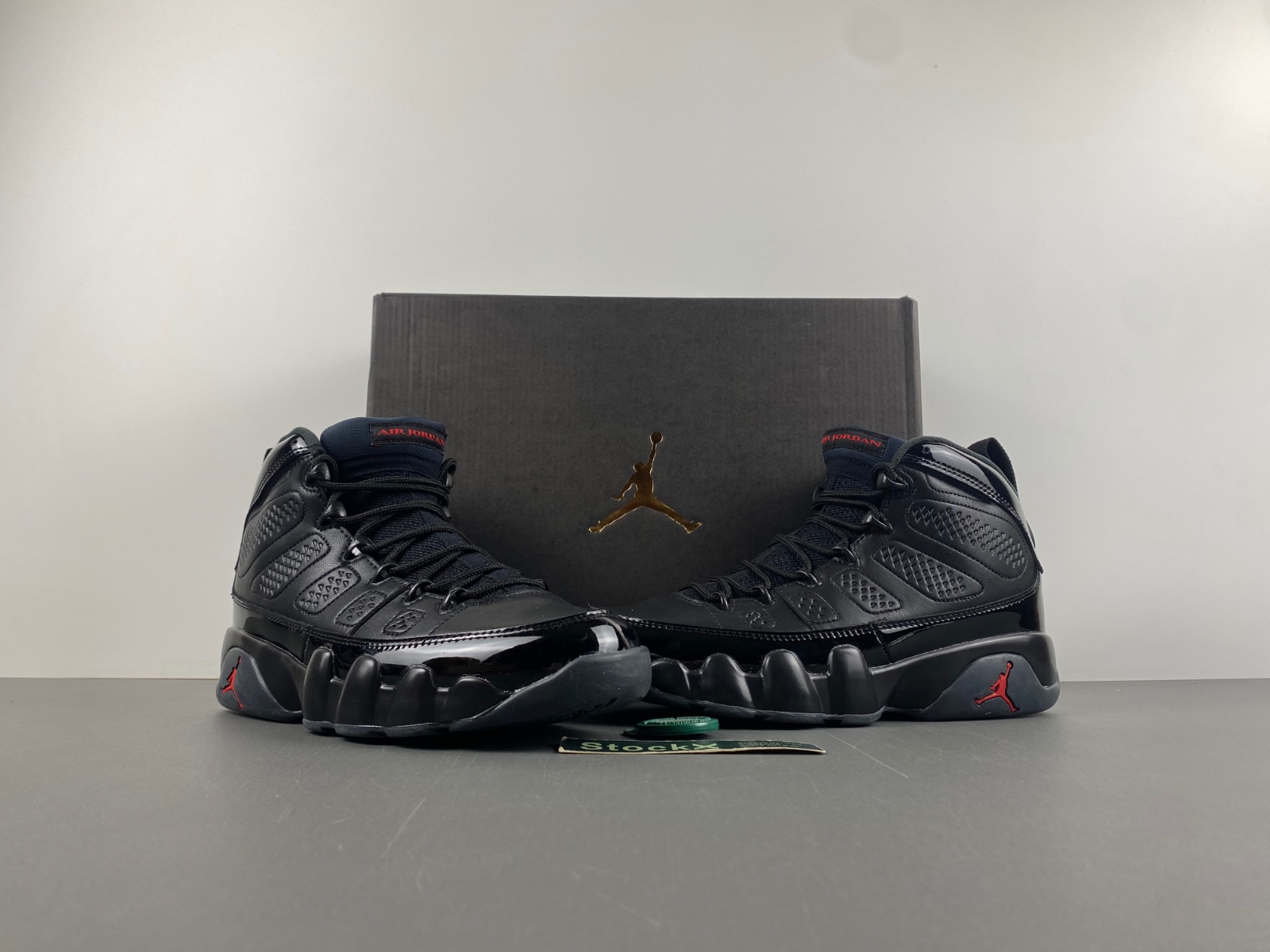 Air Jordan 9 Retro Bred 302370-014