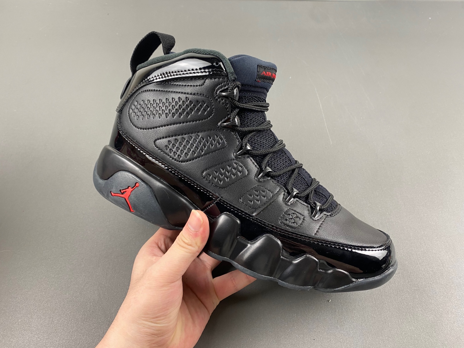 Air Jordan 9 Retro Bred 302370-014