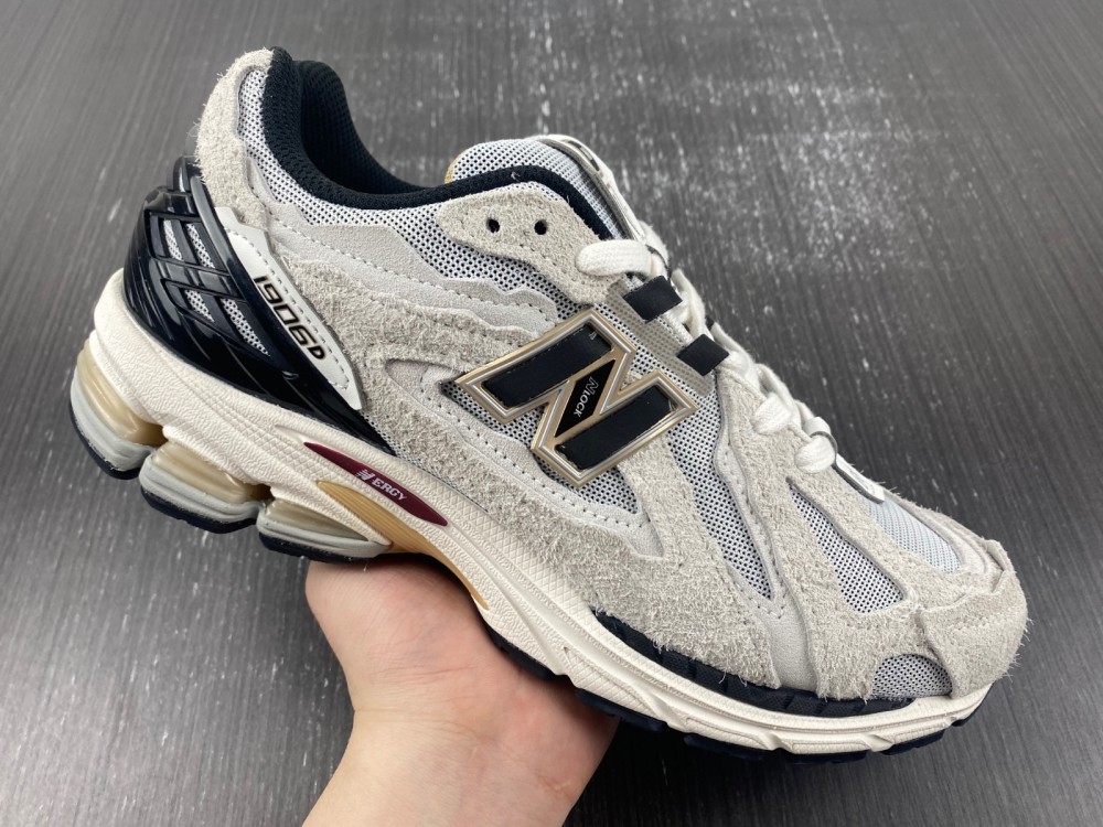 New Balance 1906D Protection Pack