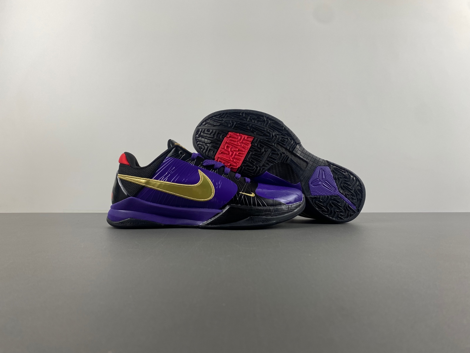 Nike Kobe 5 "Back 2 Back"