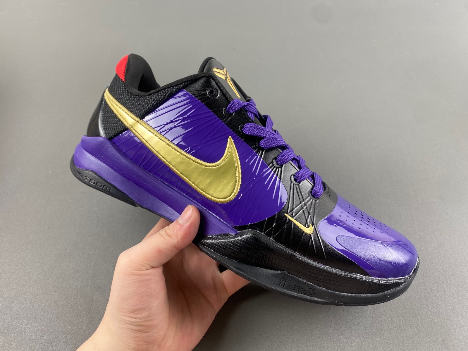 Nike Kobe 5 "Back 2 Back"