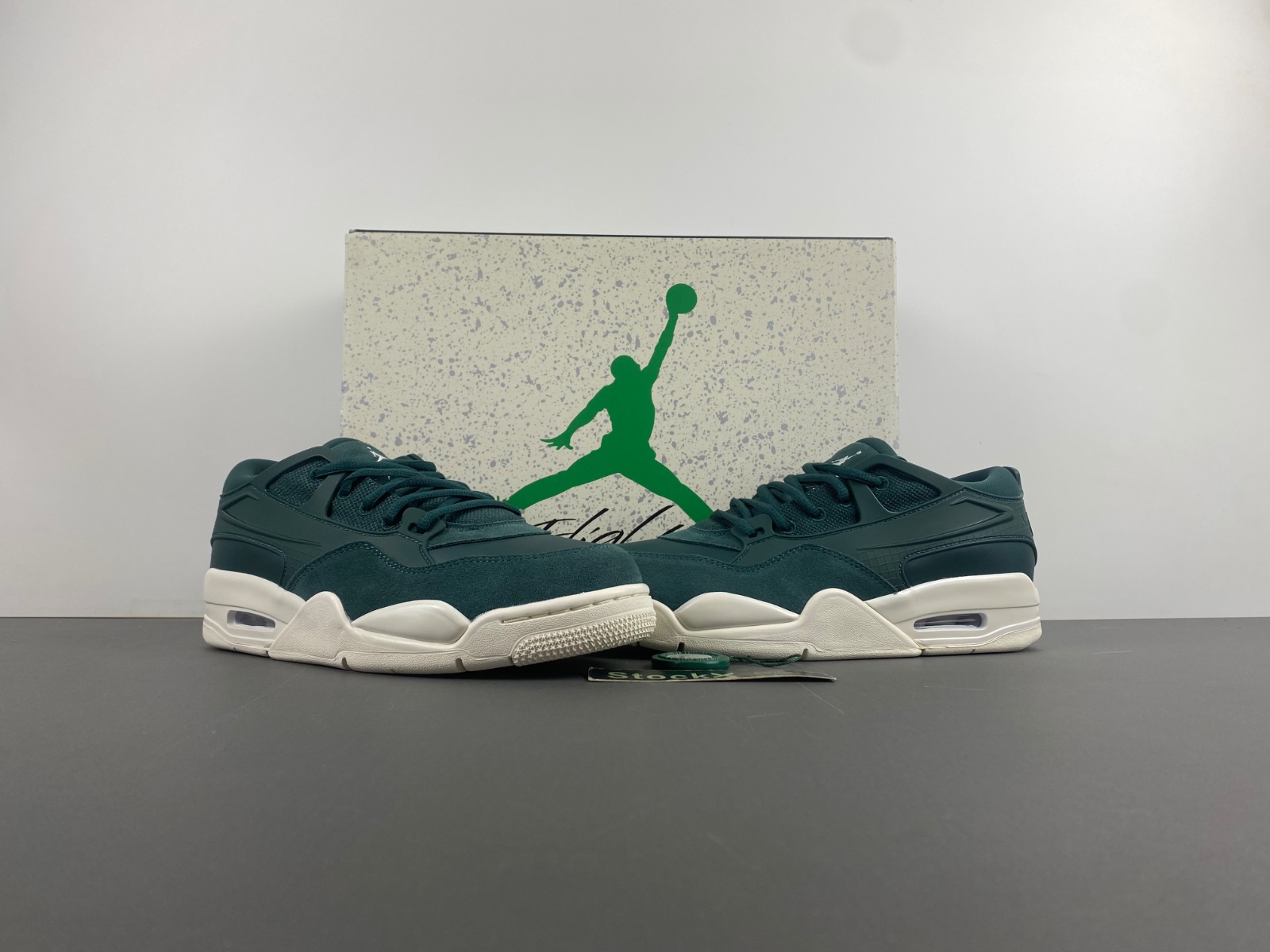 Air Jordan 4 RM WMNS “Oxidized Green”FQ7940-300