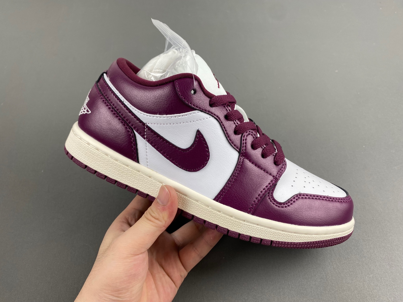 Air Jordan 1 Low Fireberry DC0774-161