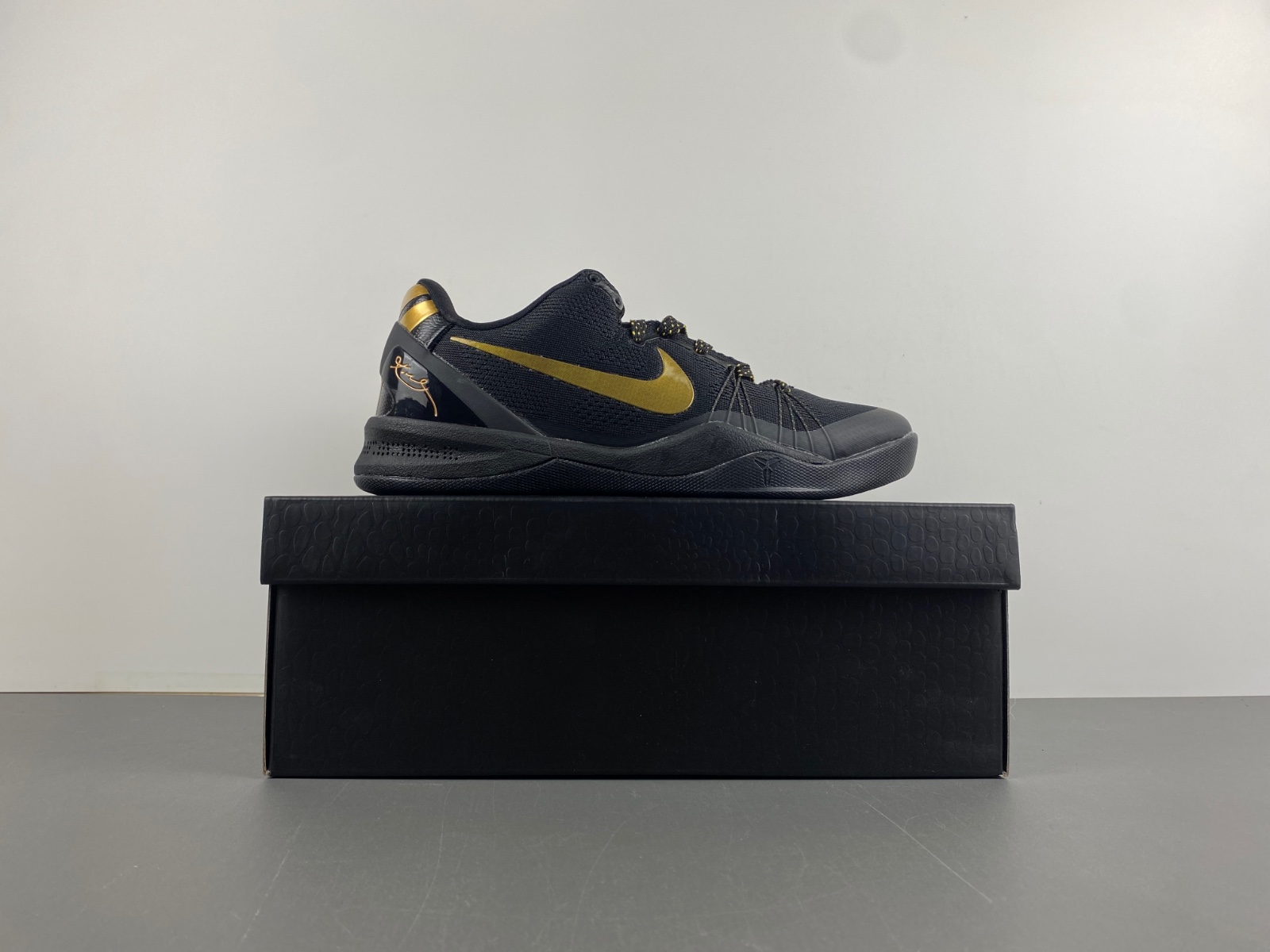 Nike Kobe 8 Elite+ Black Gold   603269-100