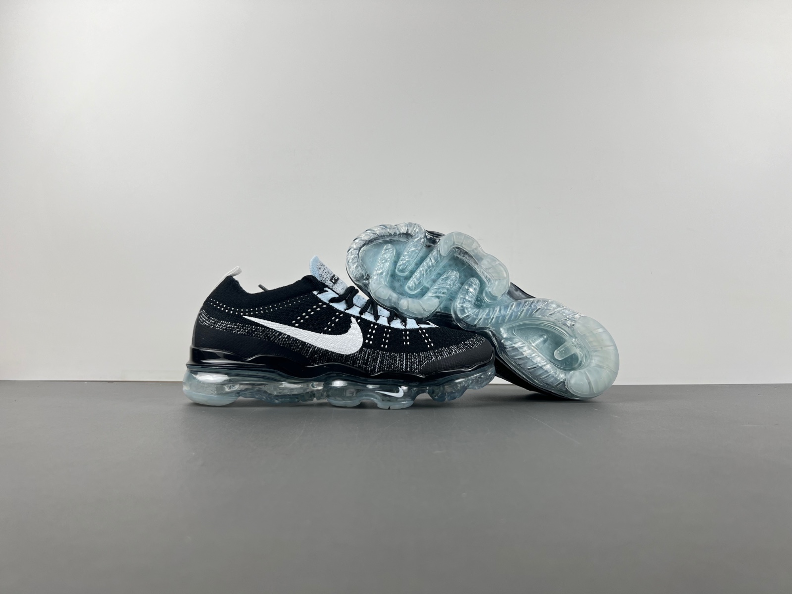 Nike Air VaporMax 2023 Flyknit Oreo DV1678-001