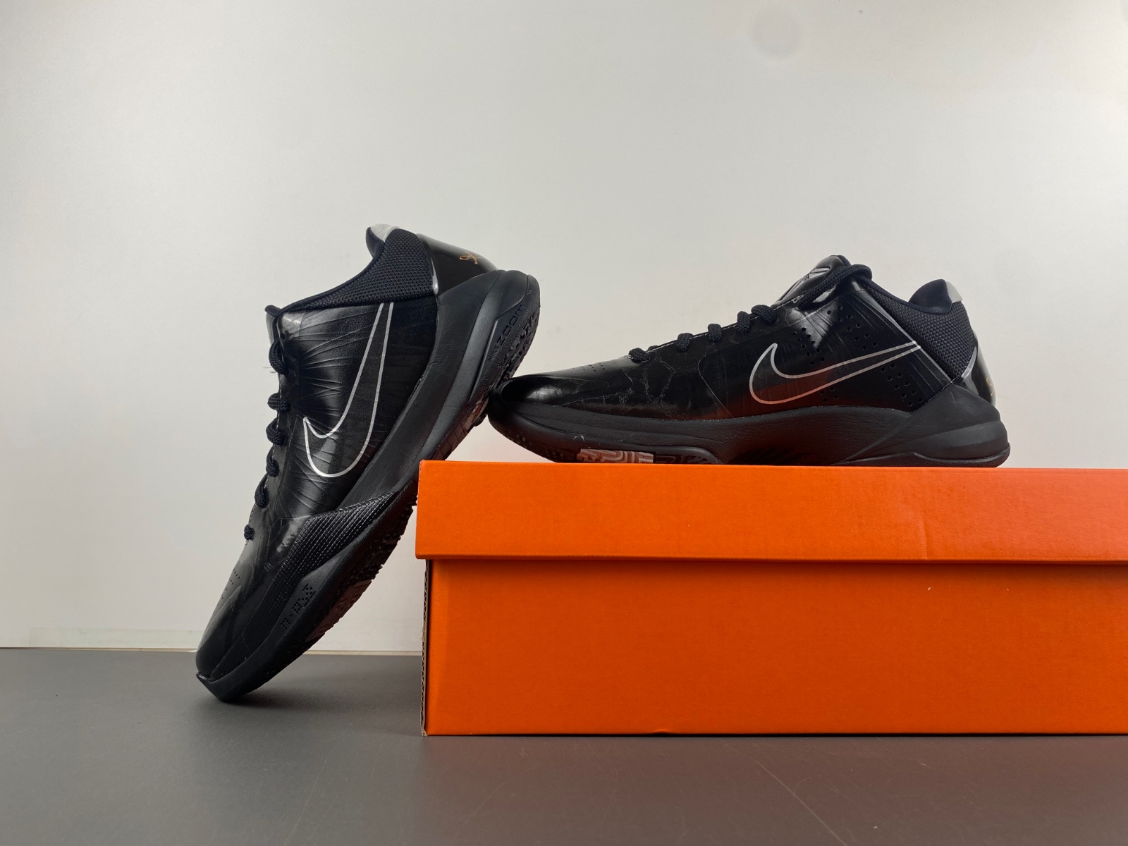 Nike Kobe 5 Blackout  386429-003